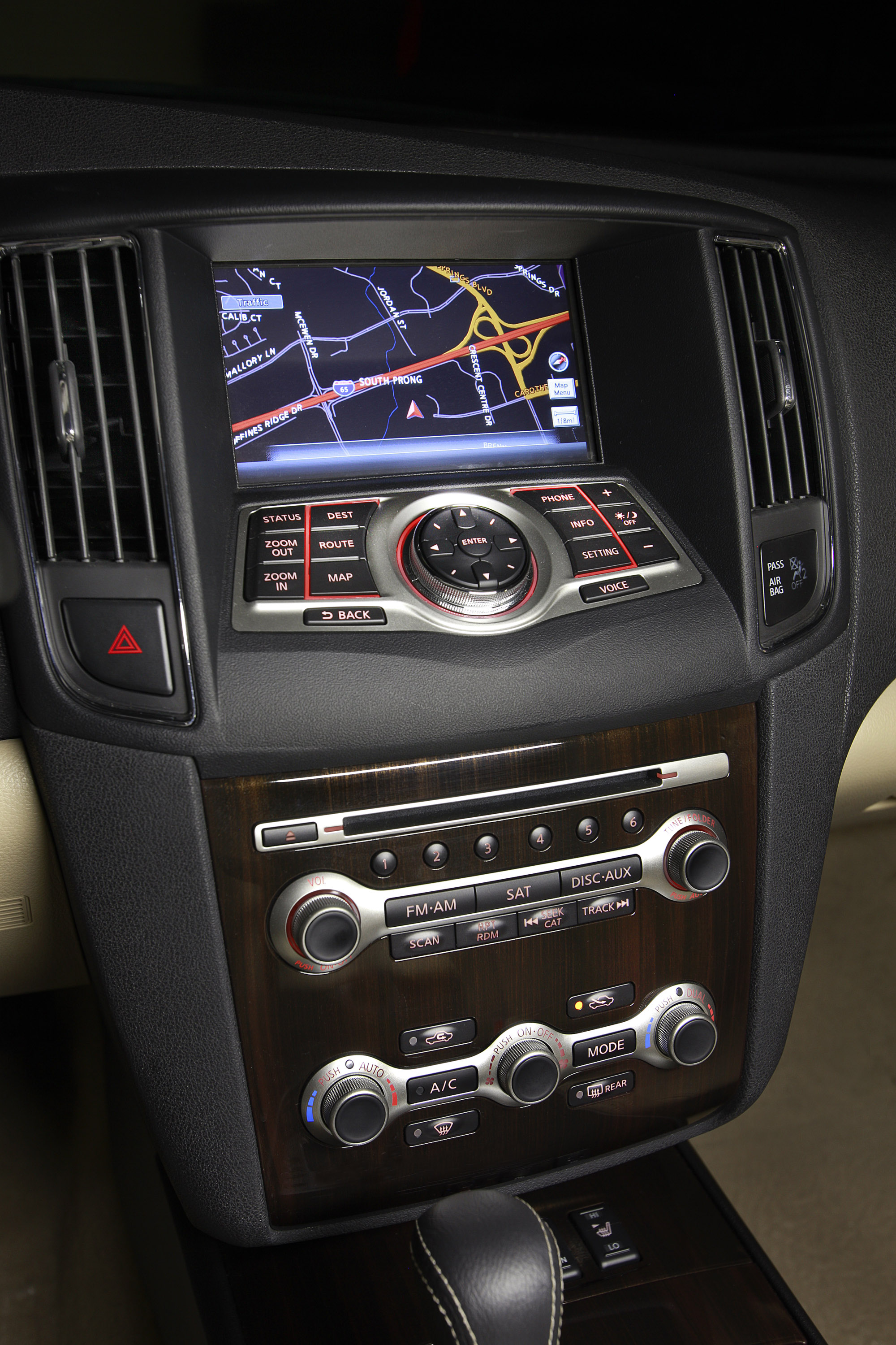 Nissan Maxima photo #23