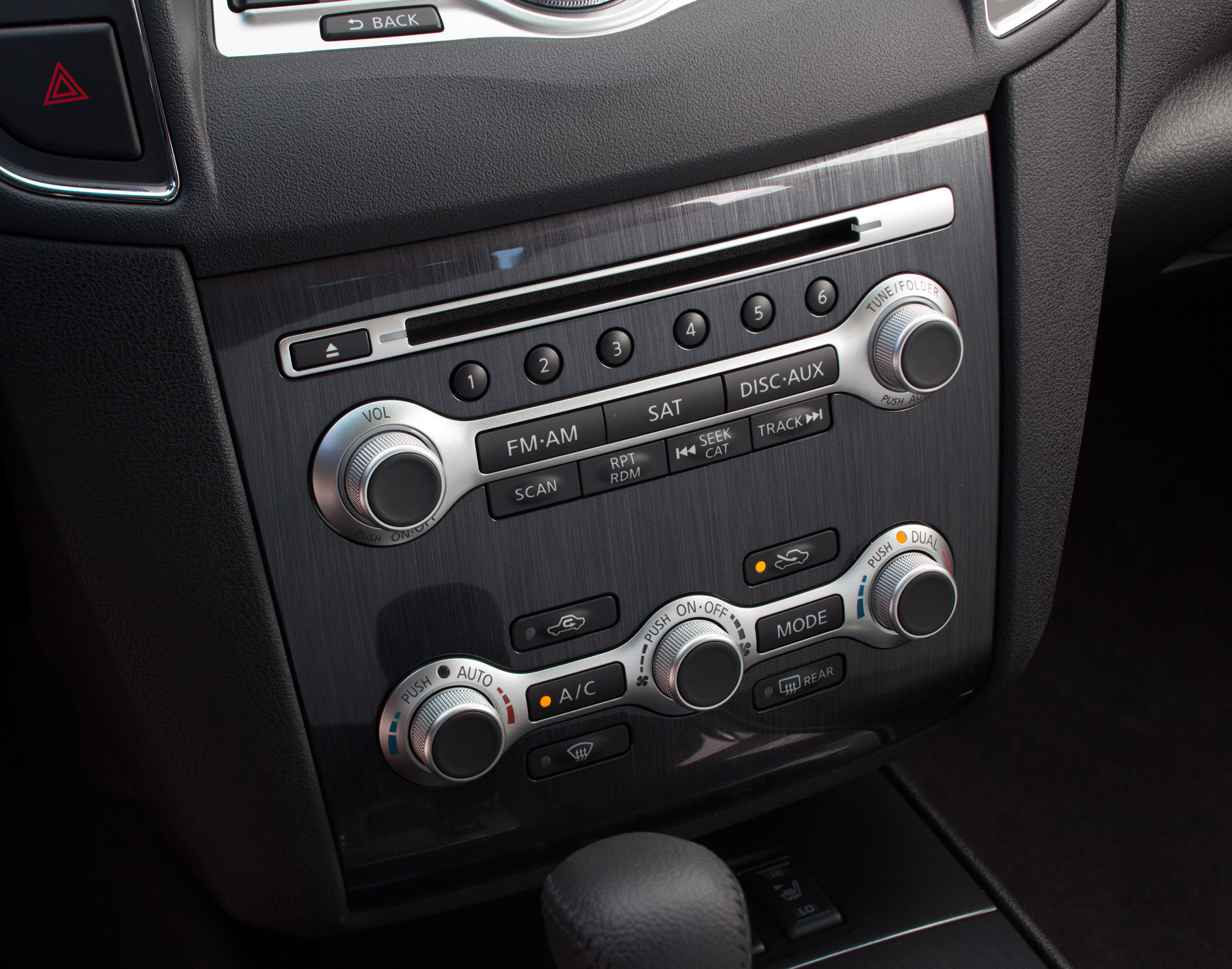 Nissan Maxima photo #26