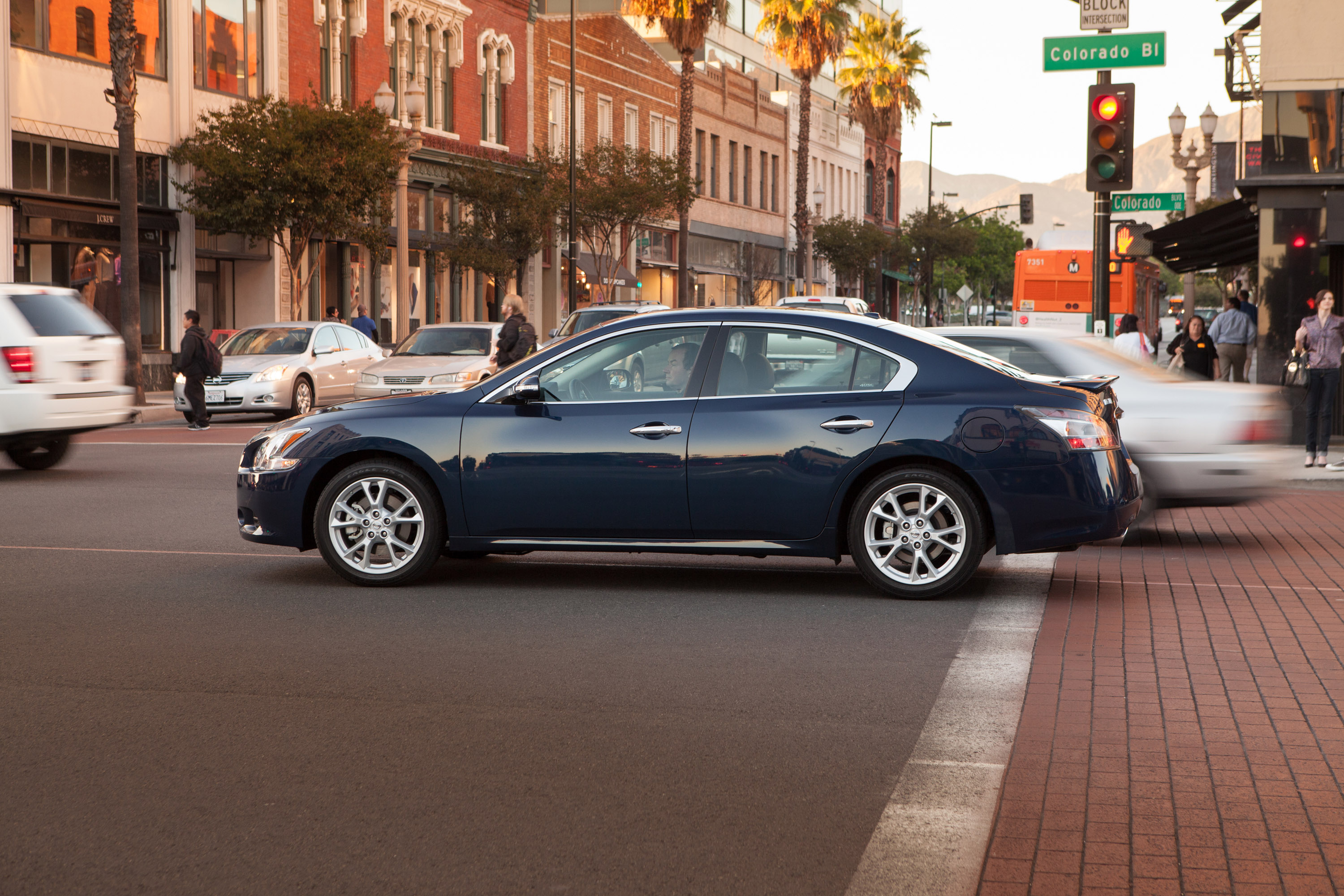 Nissan Maxima photo #38