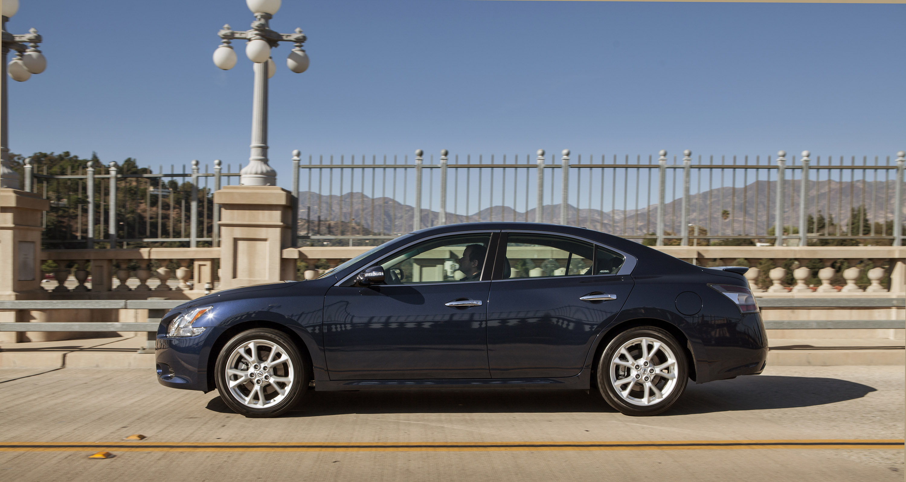 Nissan Maxima photo #39