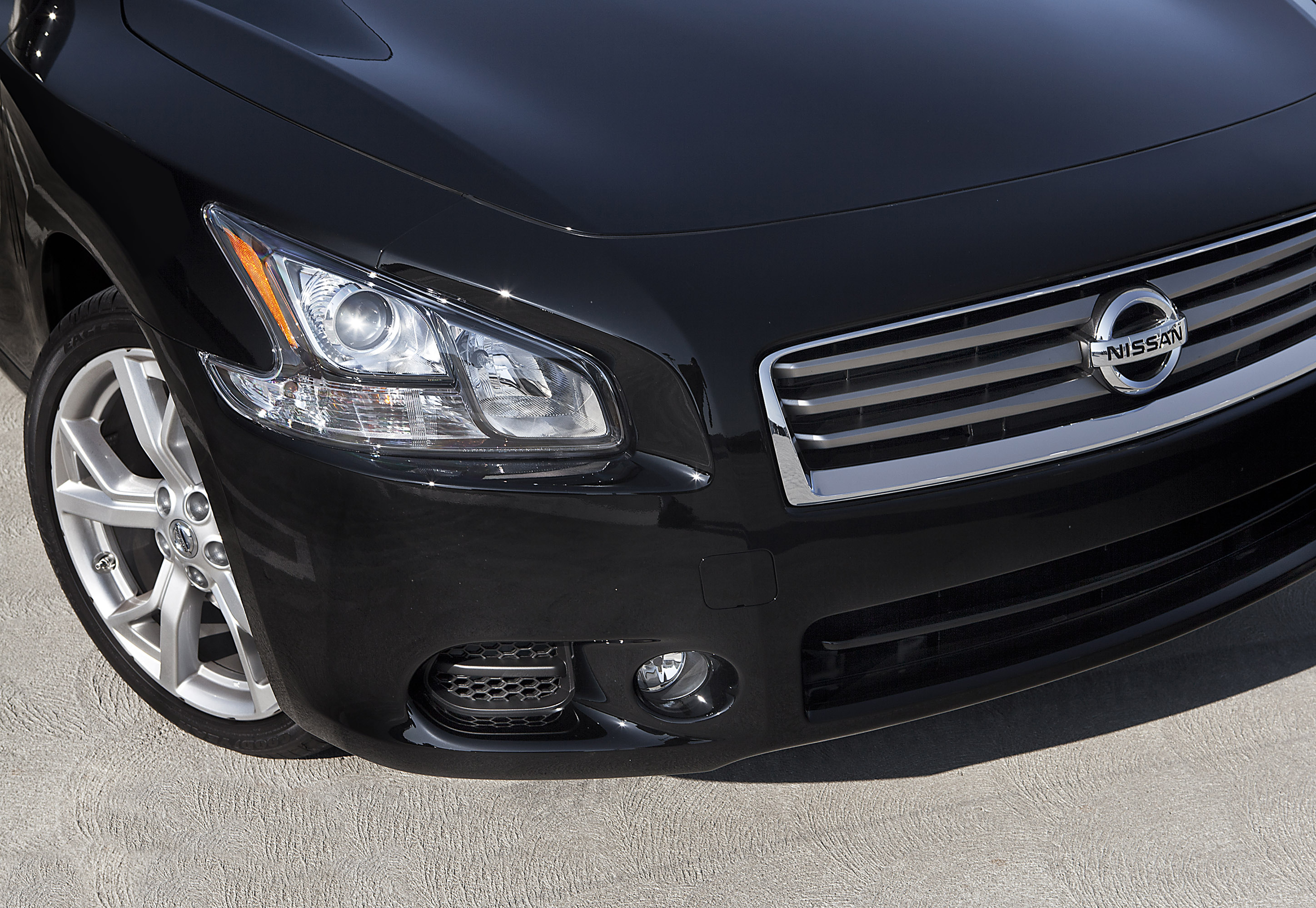 Nissan Maxima photo #40