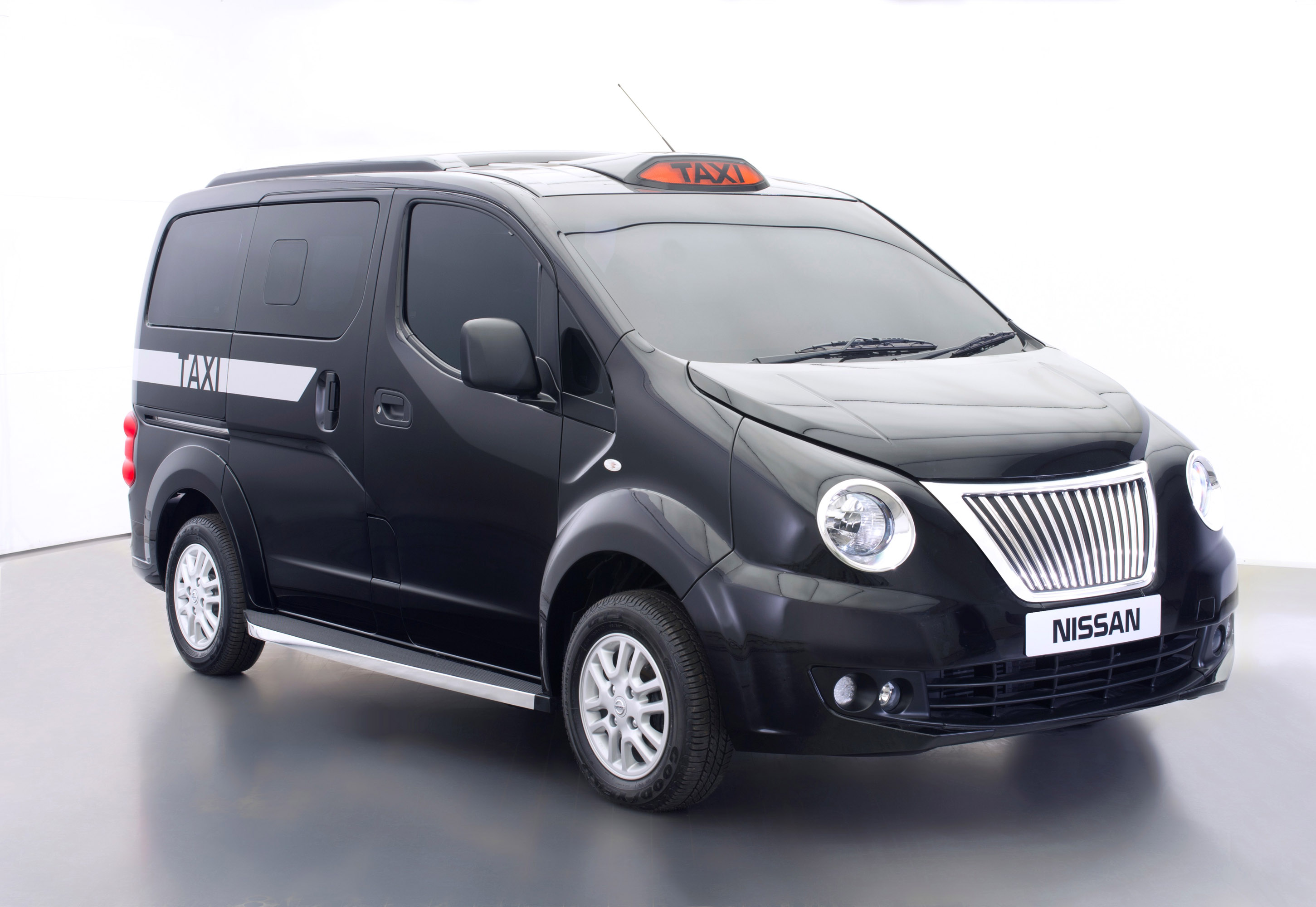 Nissan NV200 London Taxi photo #2