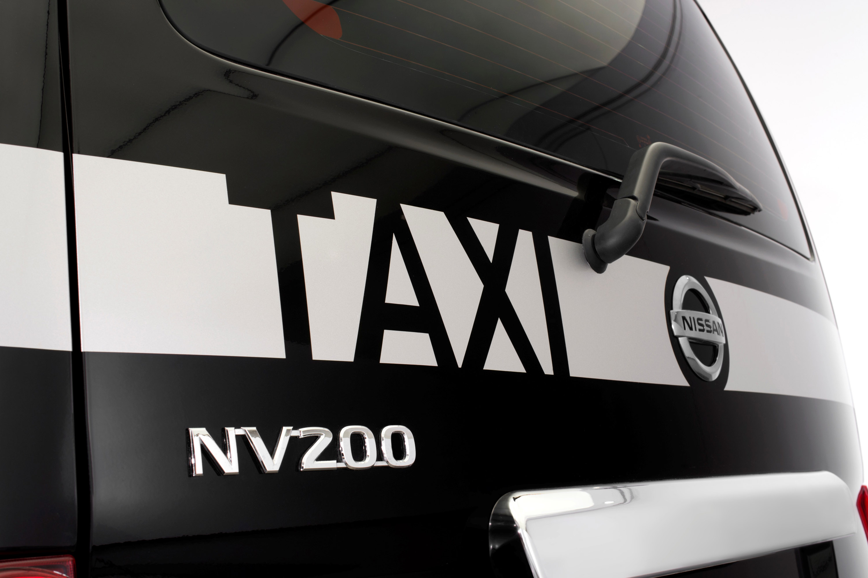 Nissan NV200 London Taxi photo #9