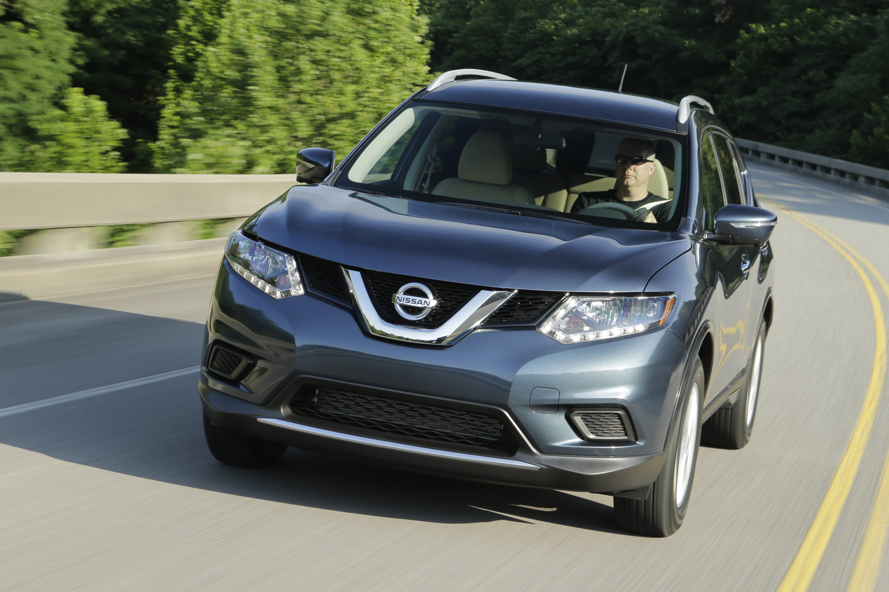 Nissan Rogue photo #3