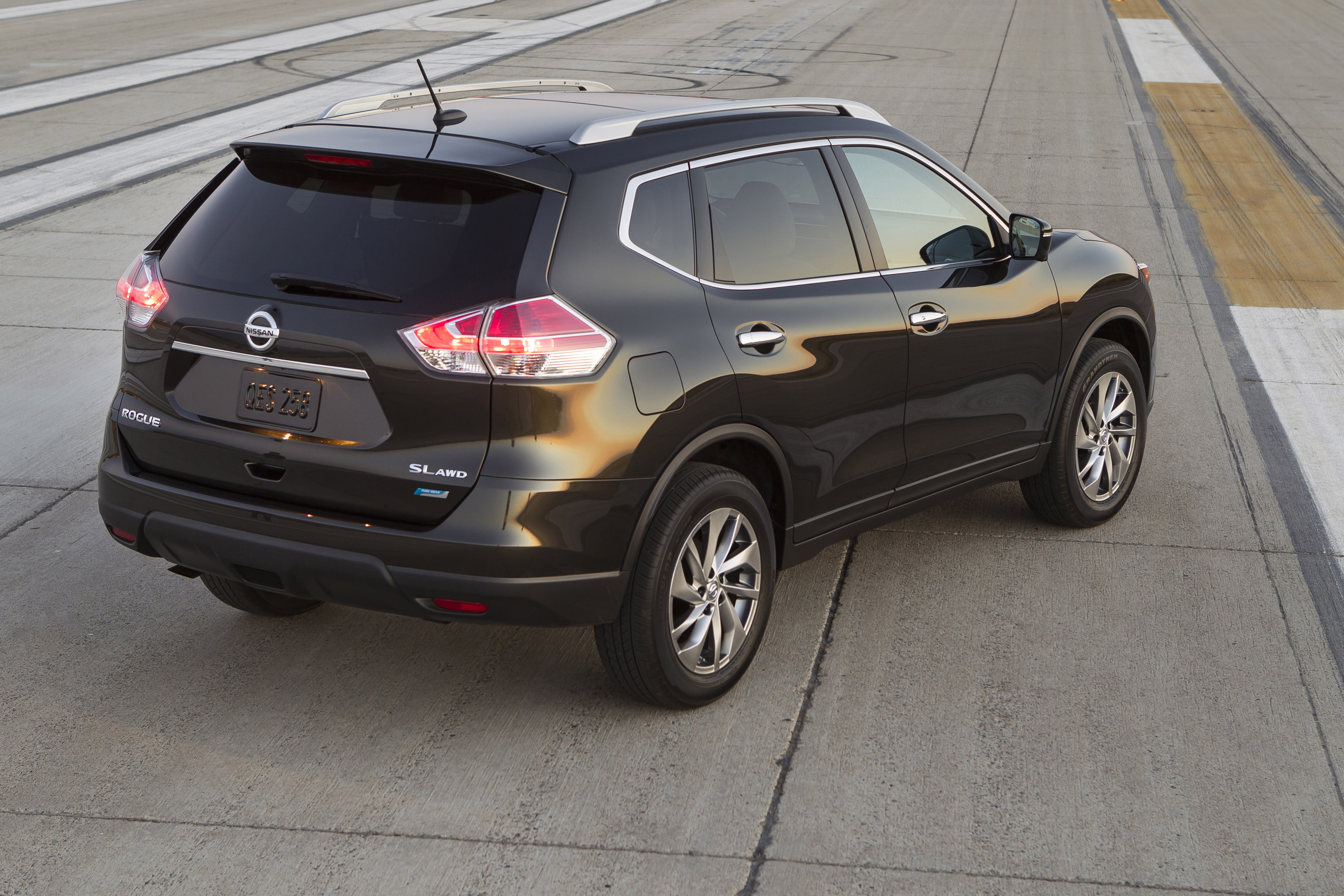 Nissan Rogue photo #19