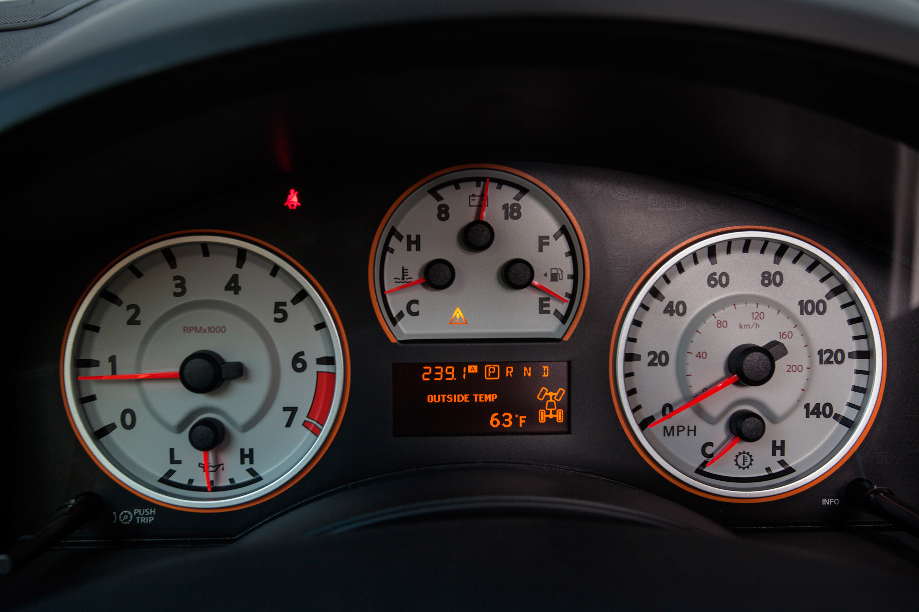 Nissan Titan photo #15