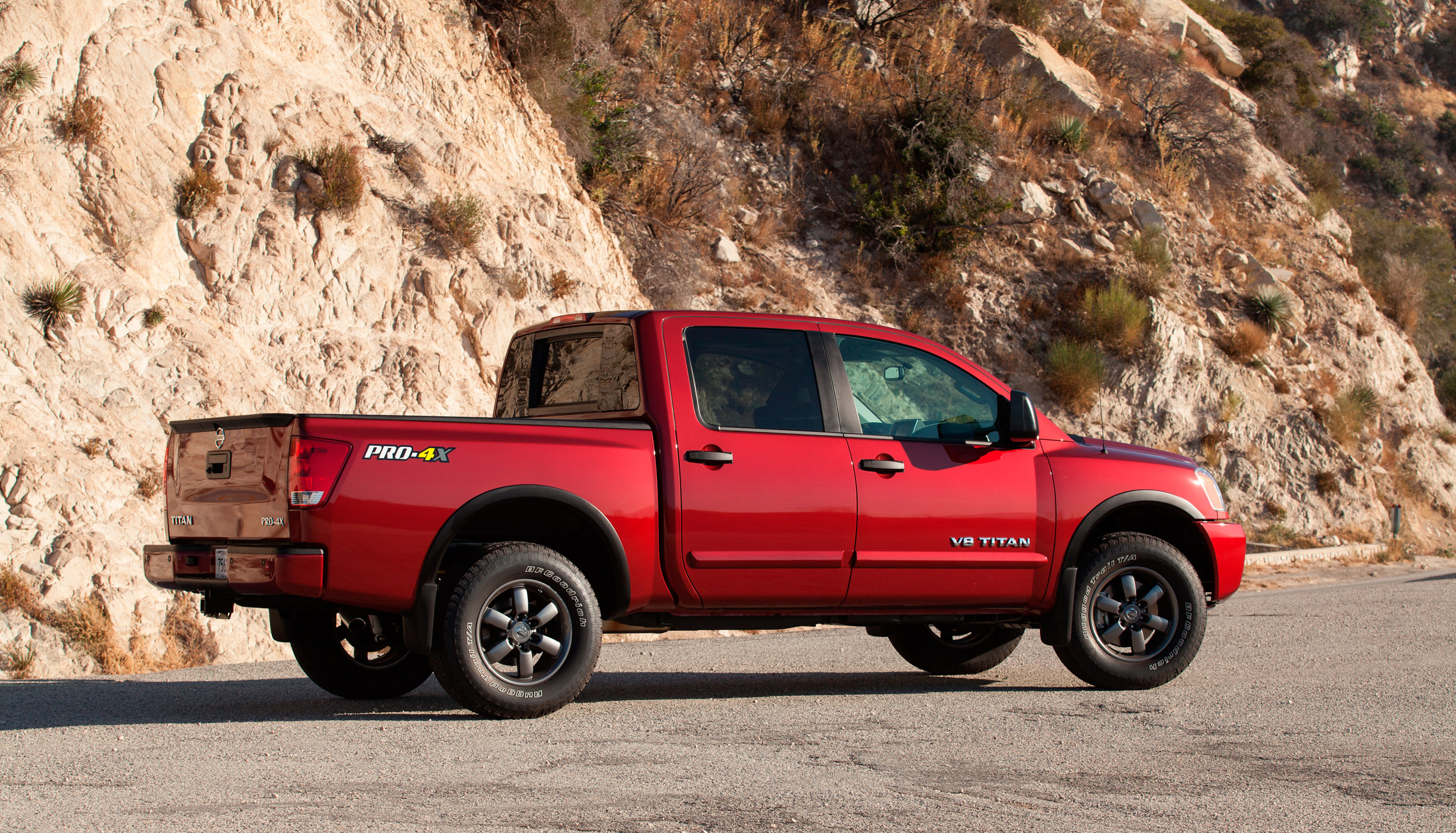 Nissan Titan photo #18