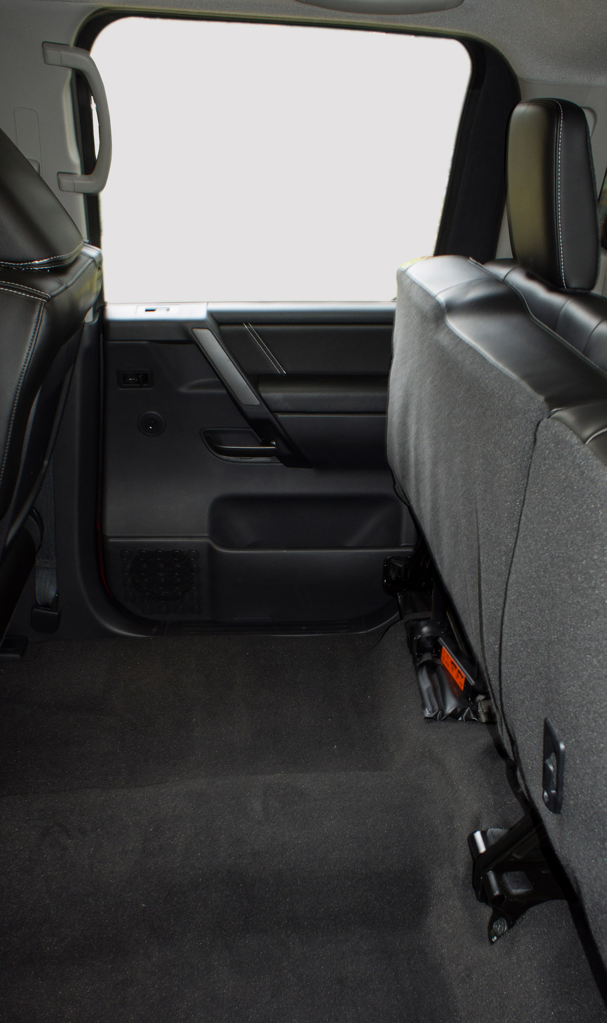 Nissan Titan photo #26