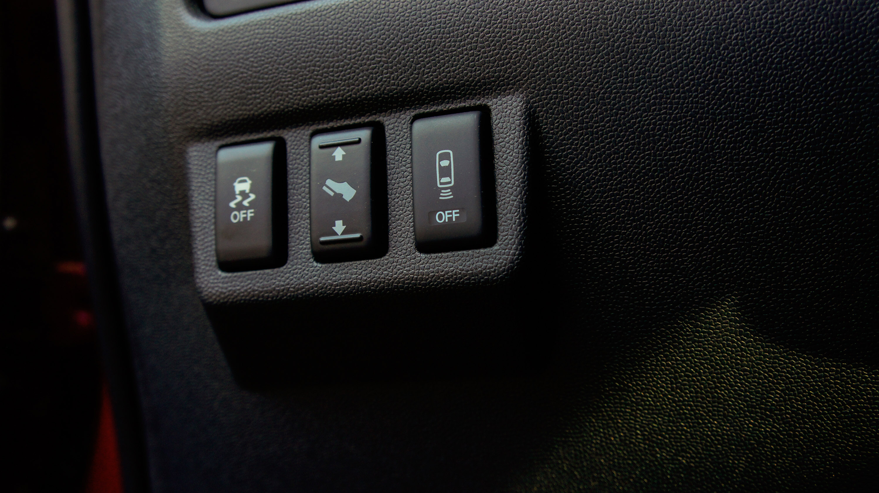 Nissan Titan photo #27