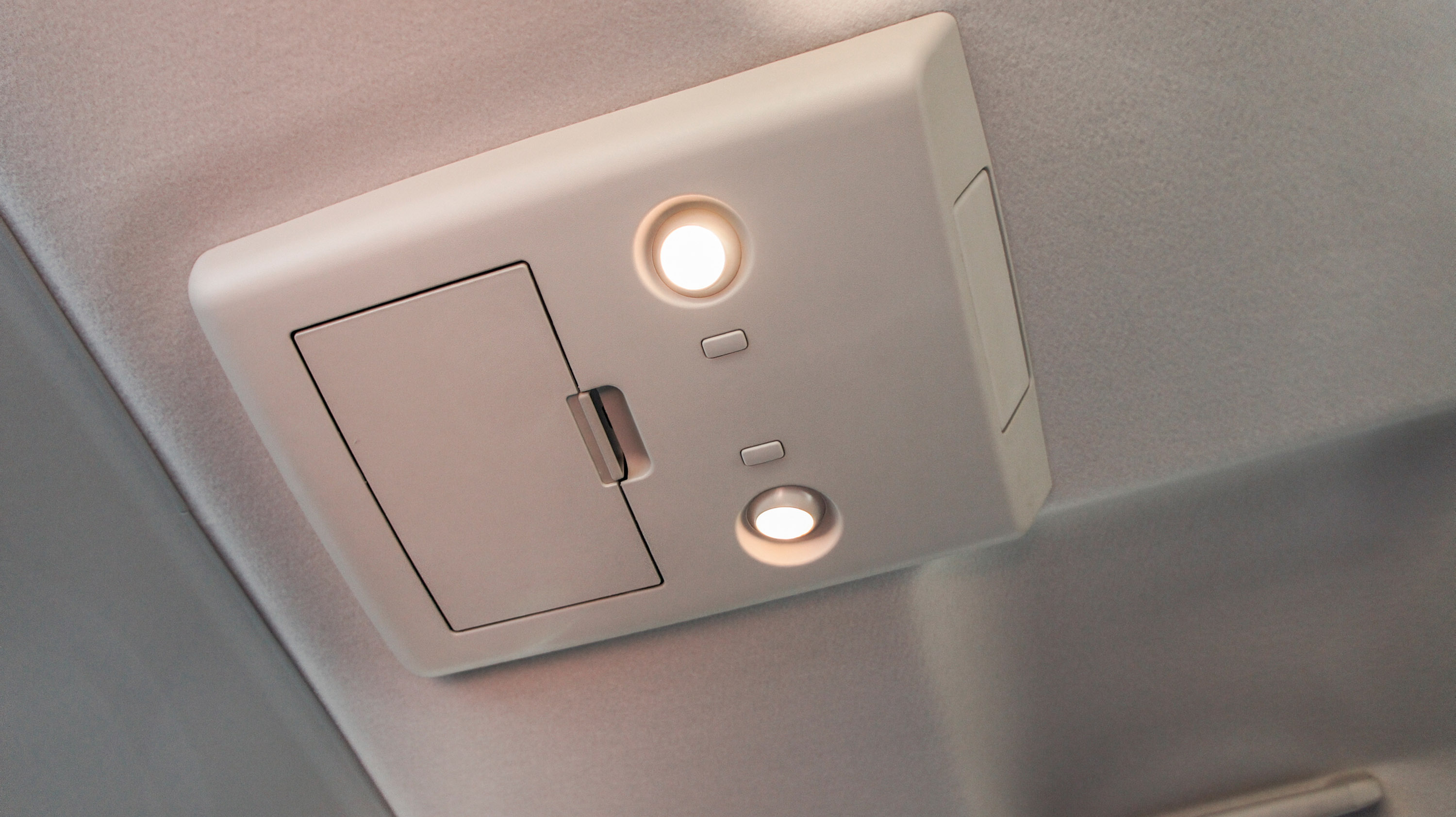 Nissan Titan photo #29