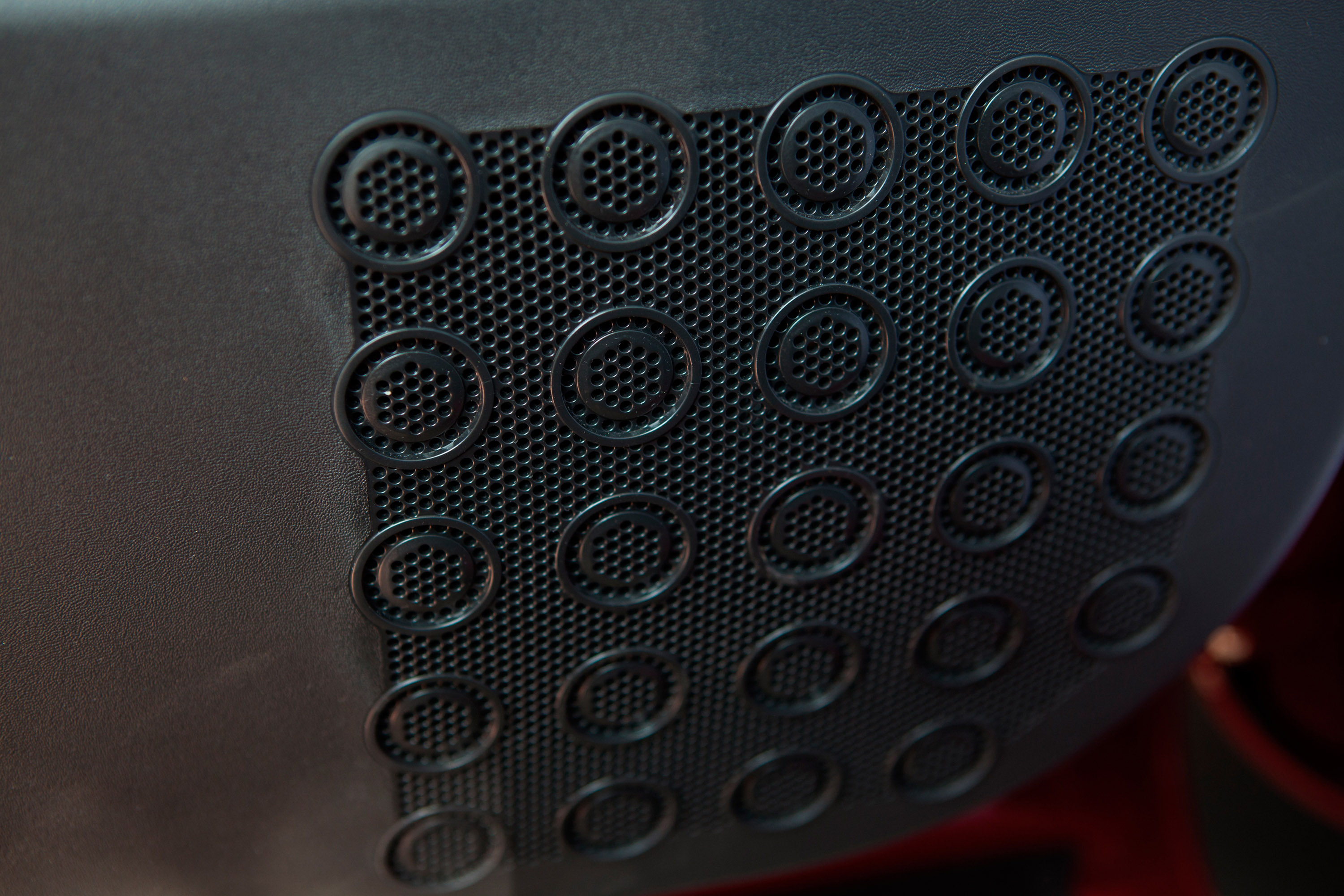 Nissan Titan photo #34