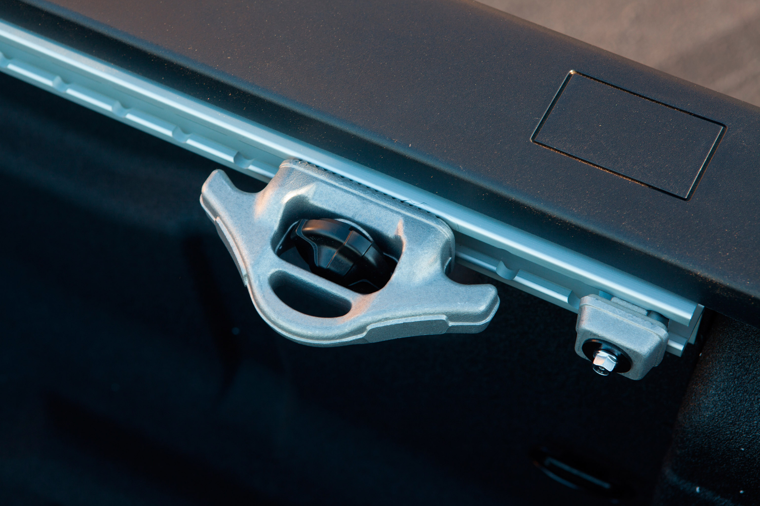 Nissan Titan photo #35