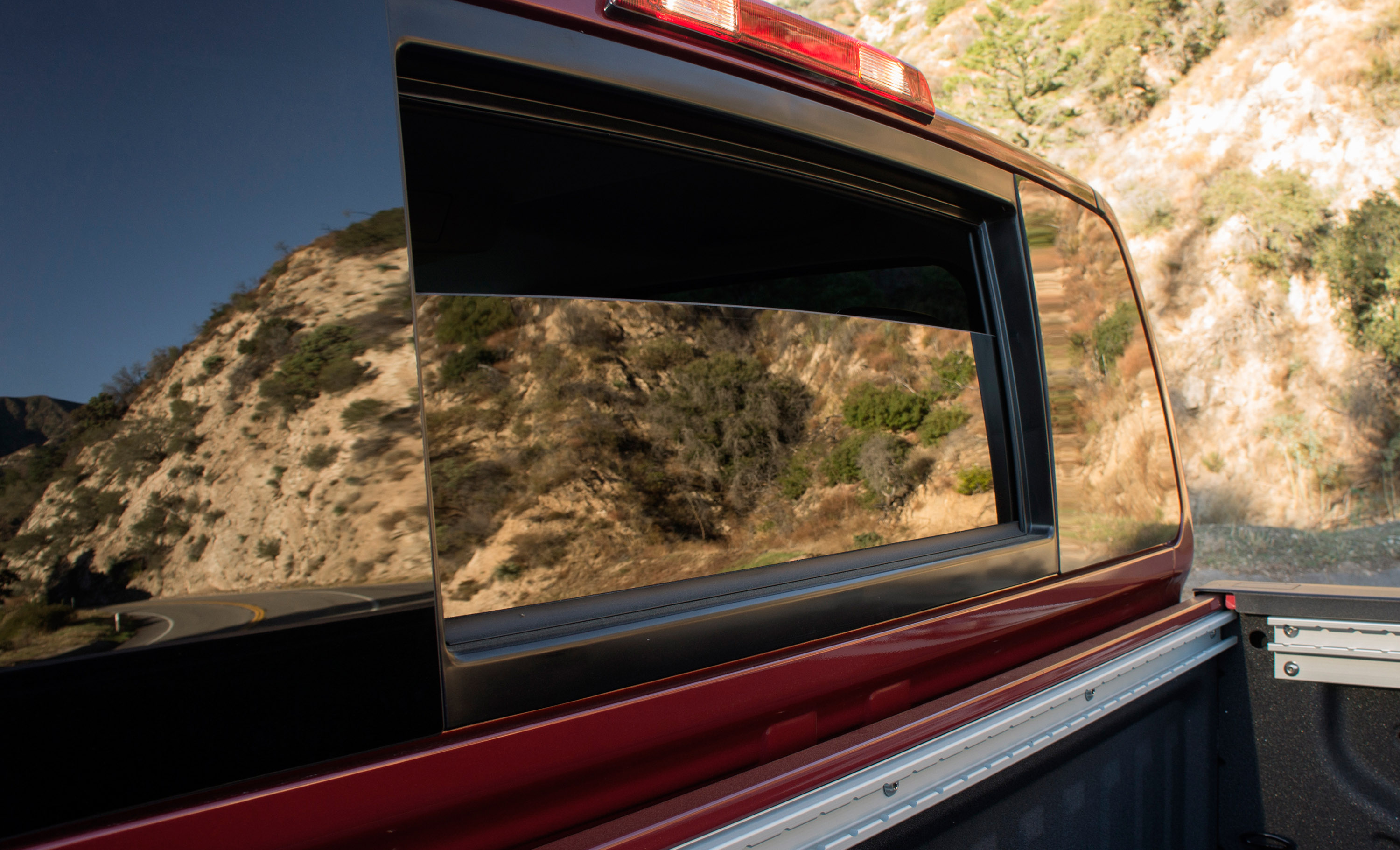 Nissan Titan photo #39