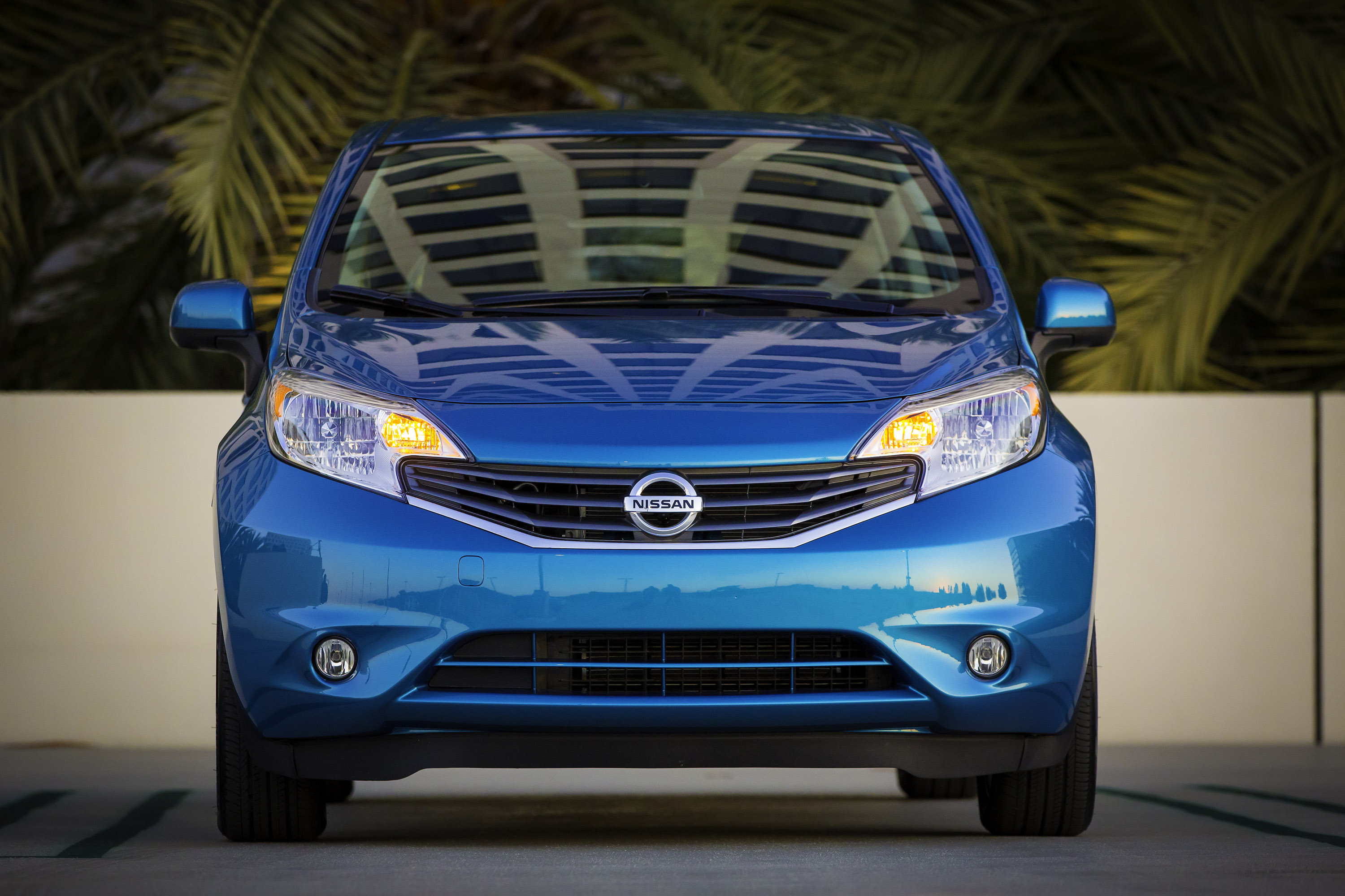 Nissan Versa Note photo #2