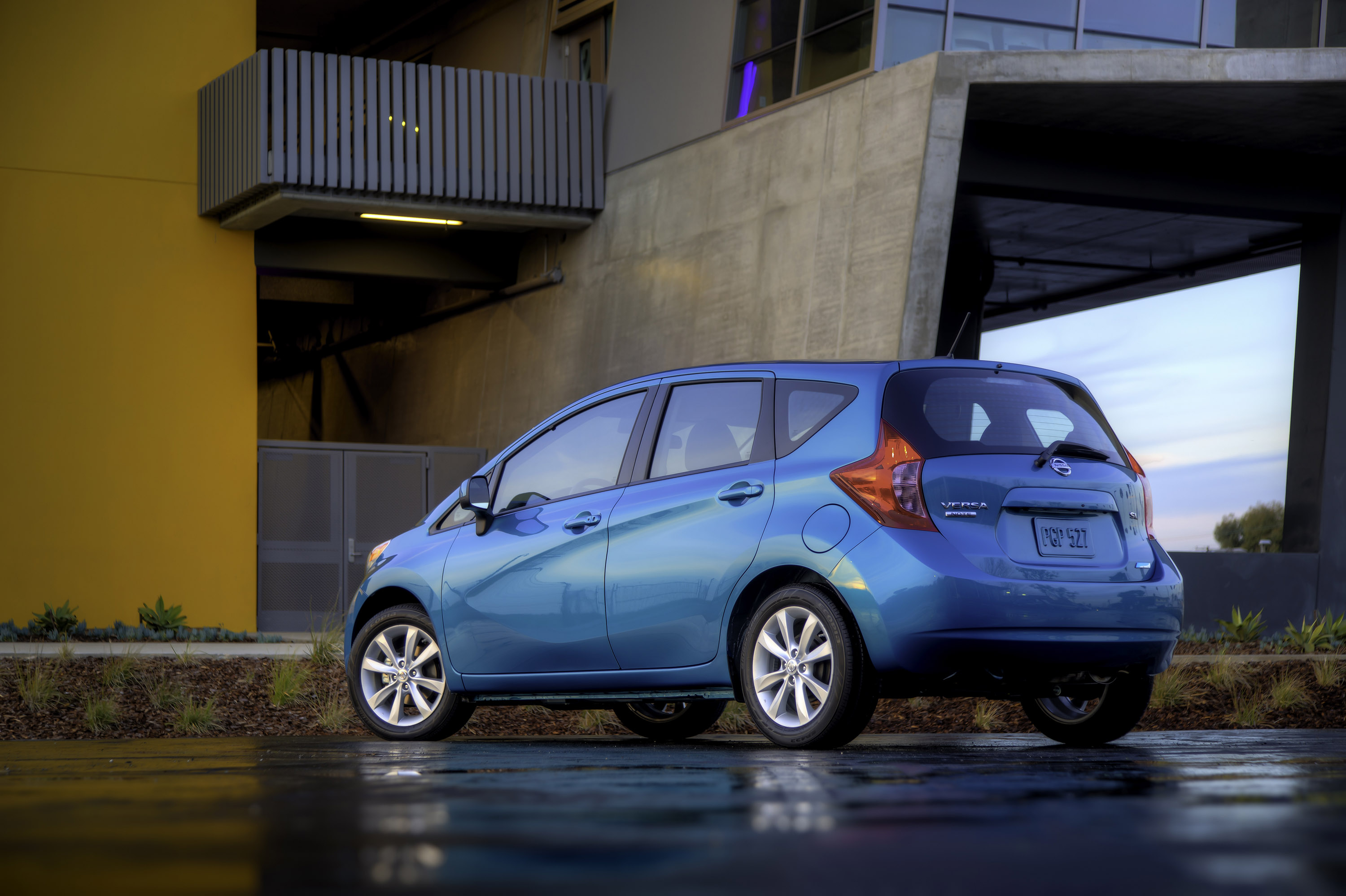 Nissan Versa Note photo #31