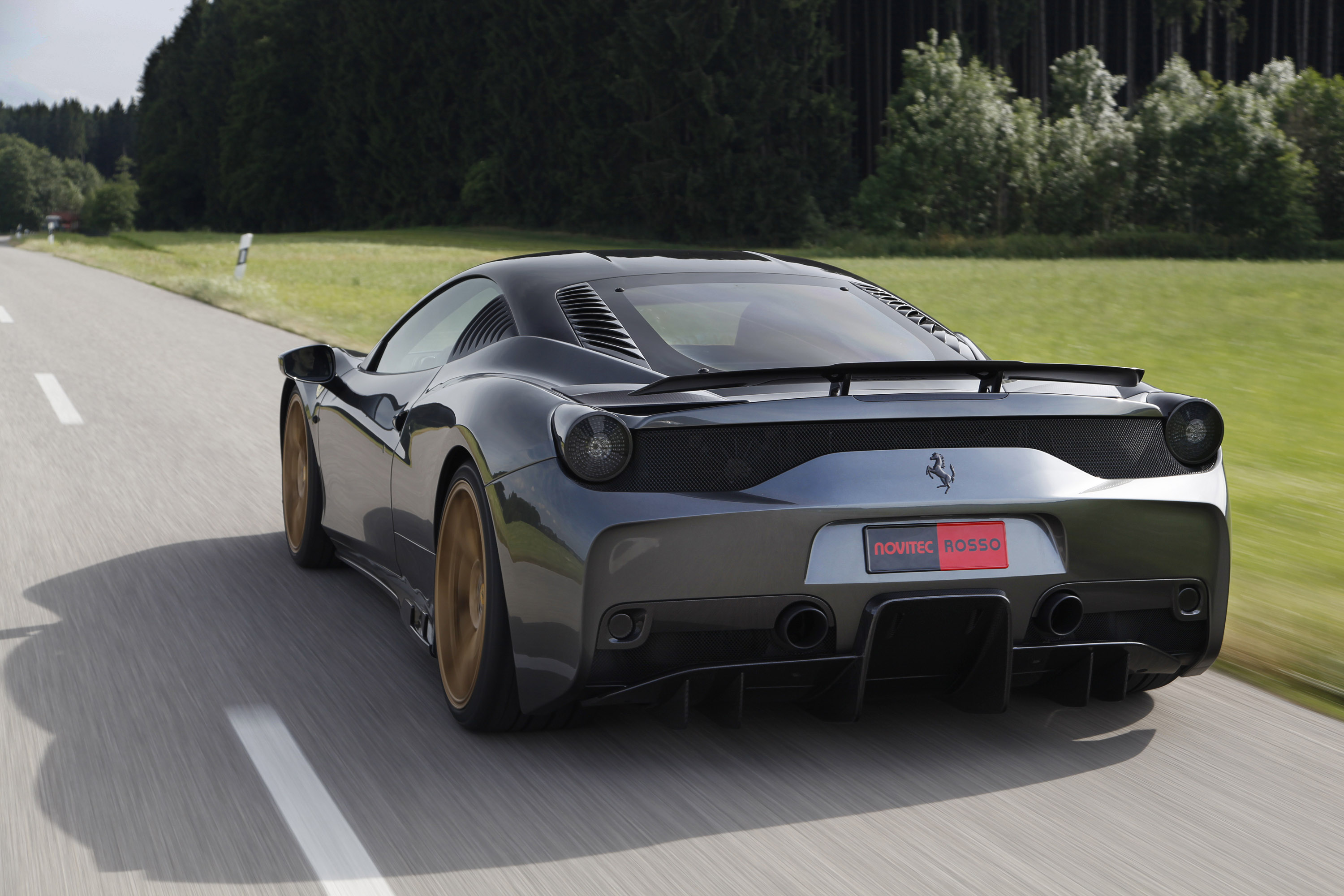 Novitec Rosso Ferrari 458 Speciale photo #17