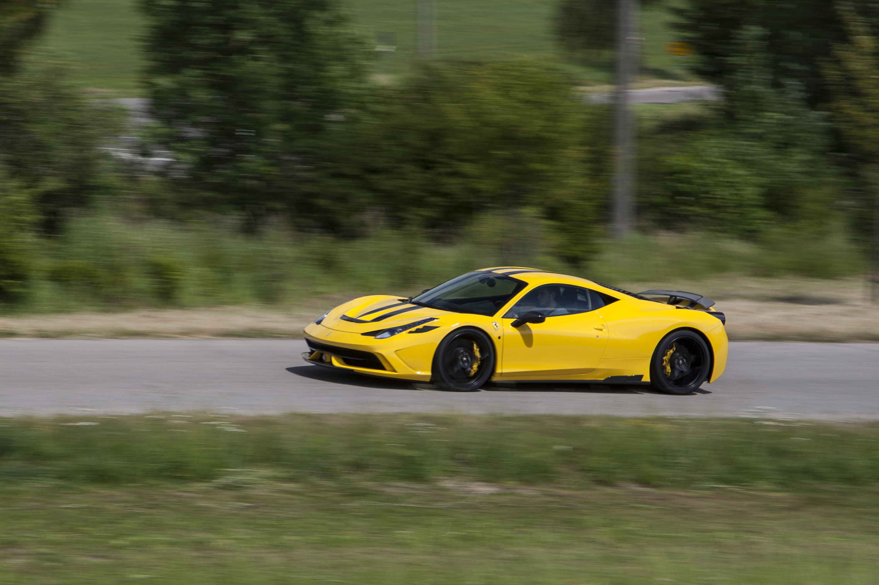 Novitec Rosso Ferrari 458 Speciale photo #27