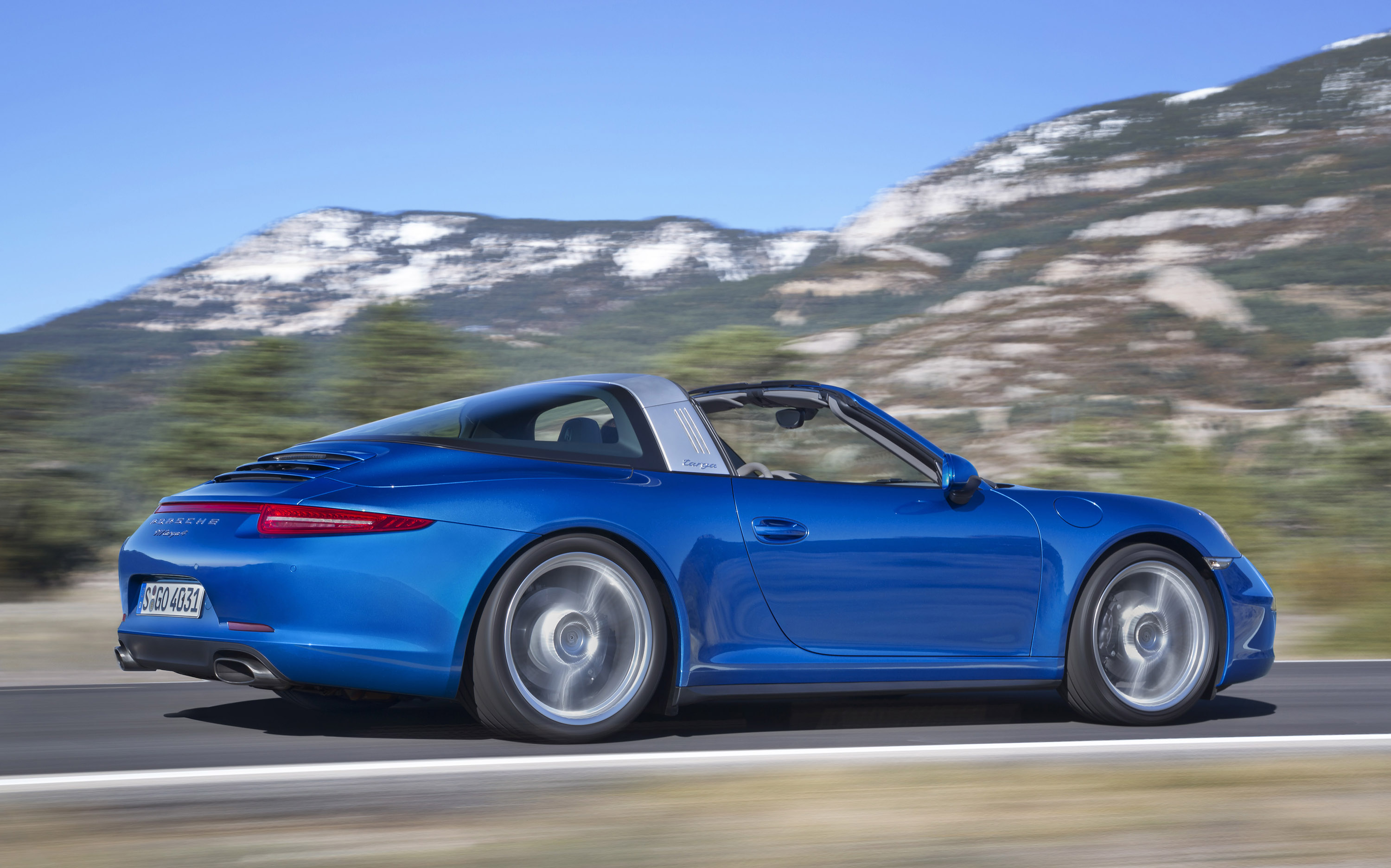 Porsche 911 Targa photo #2