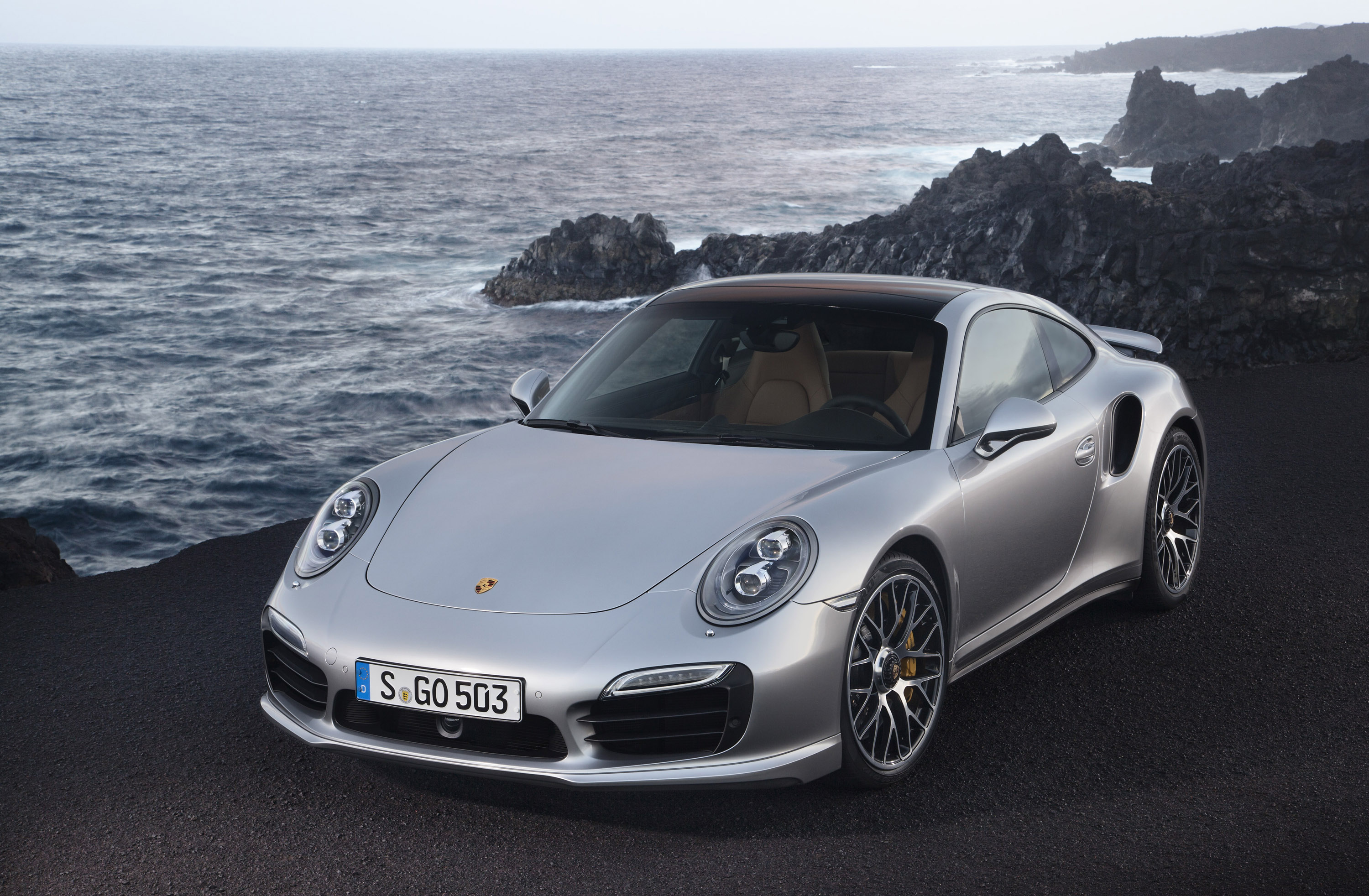 Porsche 911 Turbo photo #2