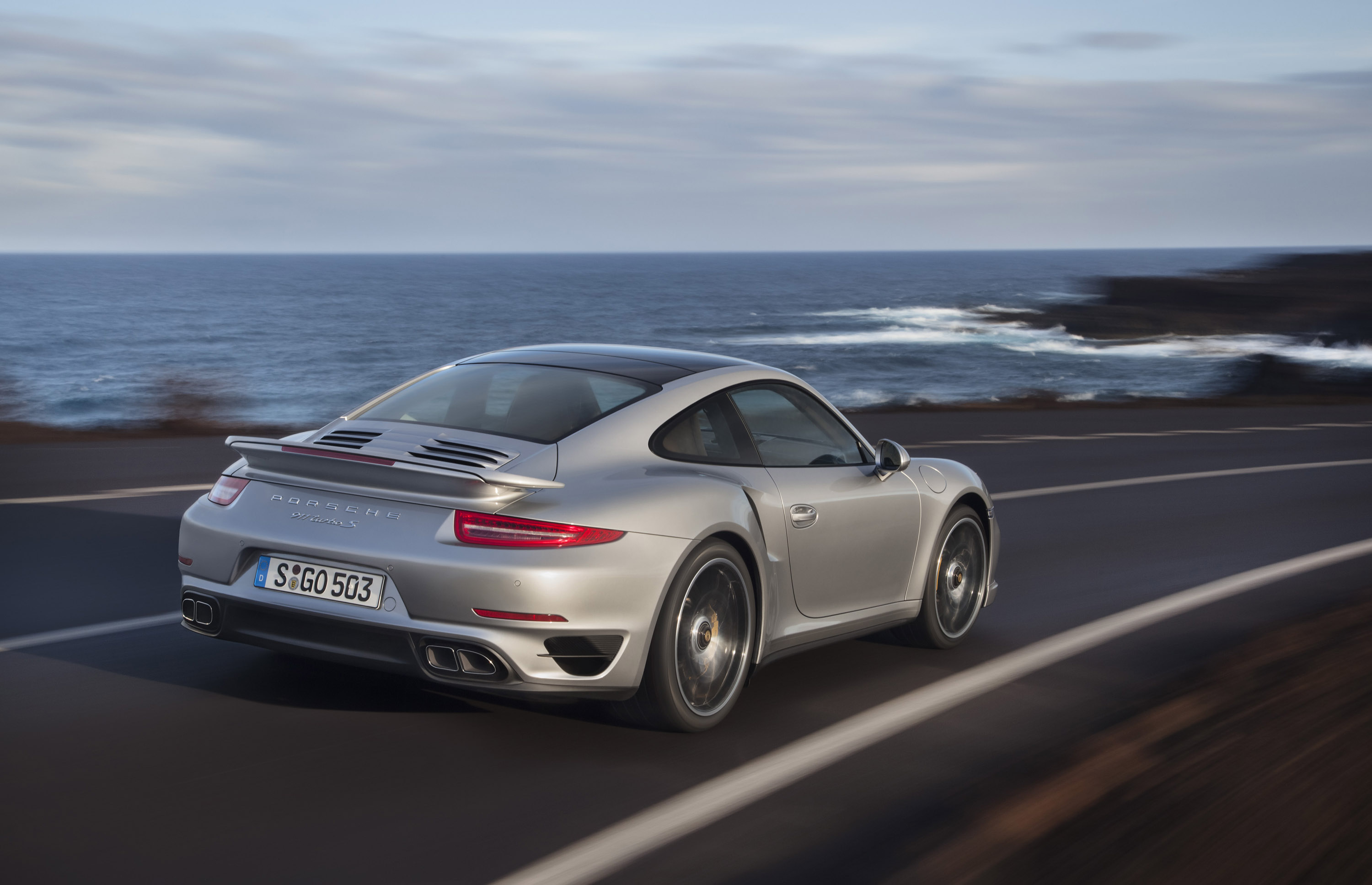 Porsche 911 Turbo photo #31
