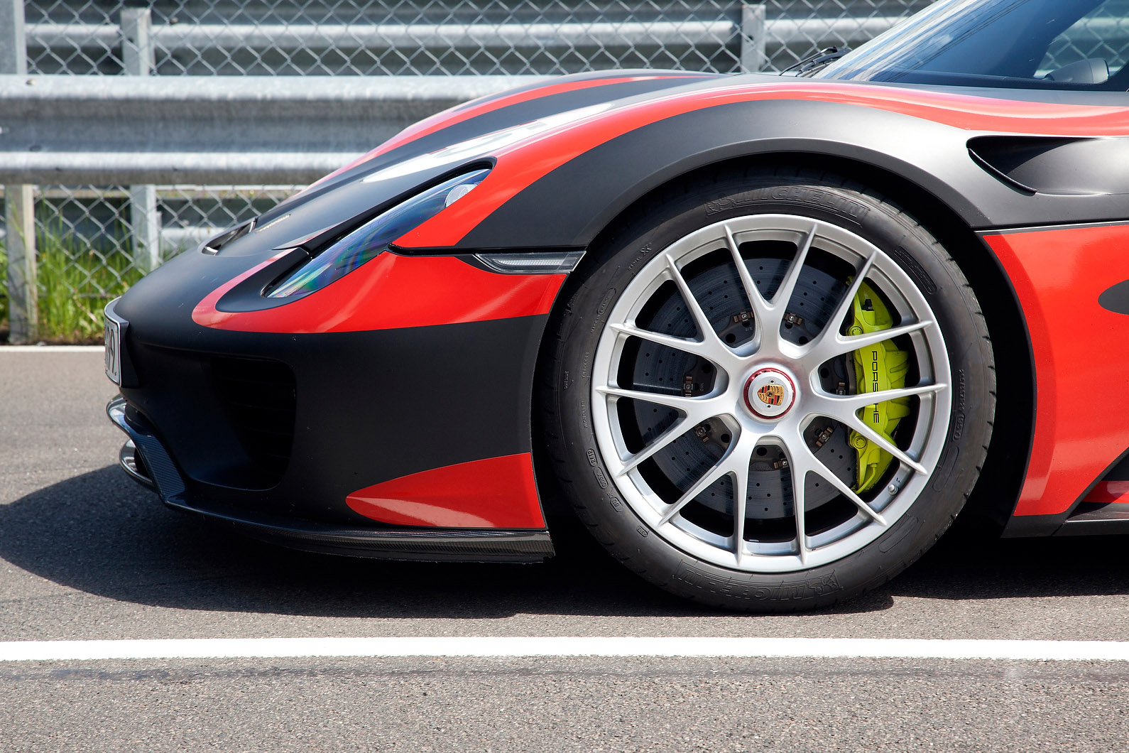 Porsche 918 Spyder photo #46