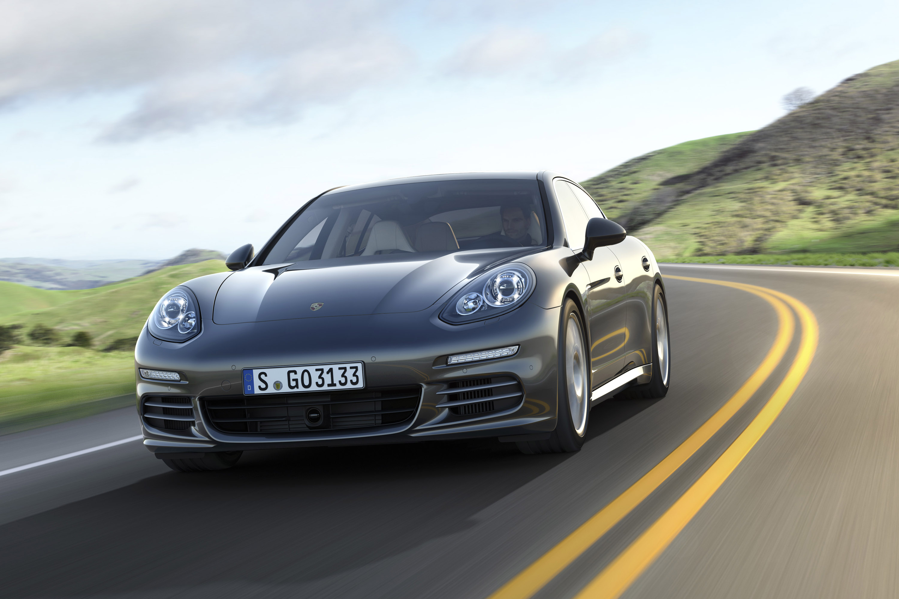 2014 Porsche Panamera HD Pictures