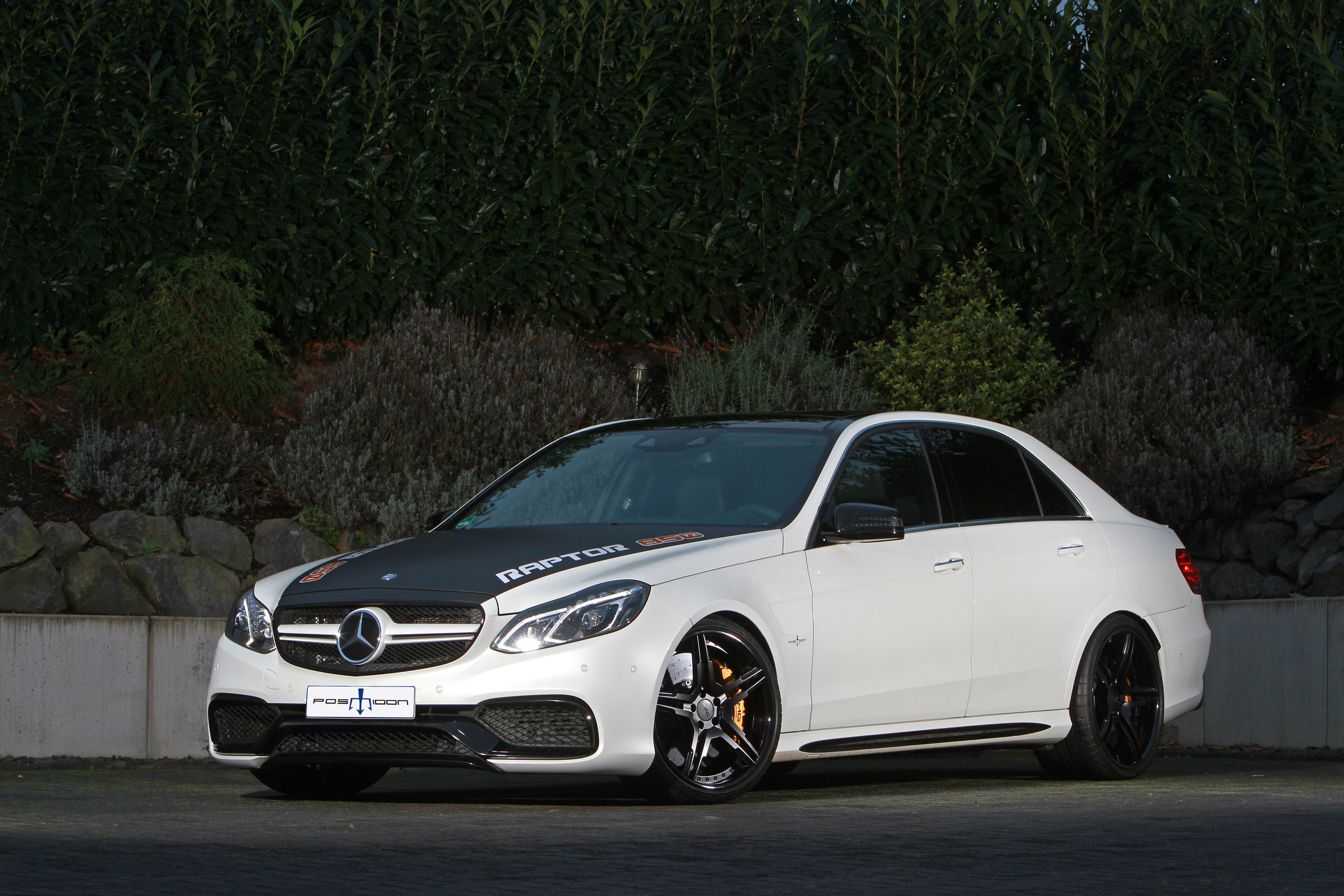 Posaidon Mercedes-Benz E63 AMG RS 850 photo #1