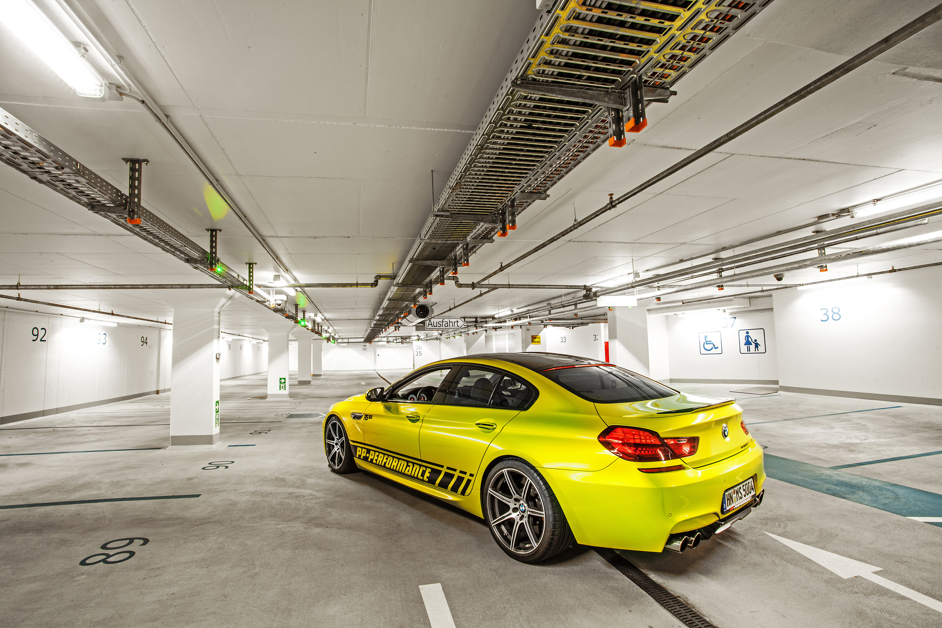 BMW 6 M Performance