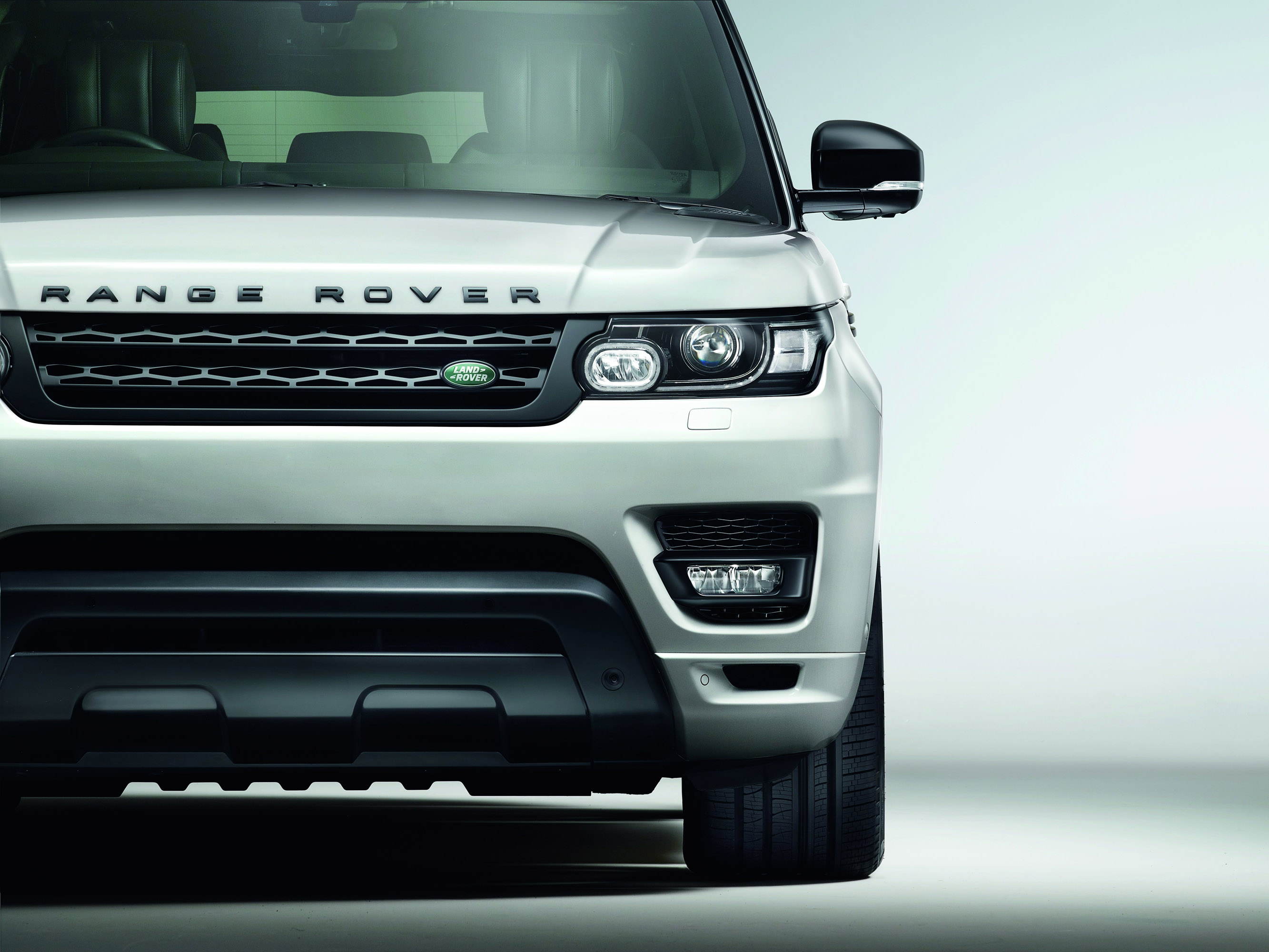 Range Rover Sport Stealth Package photo #2