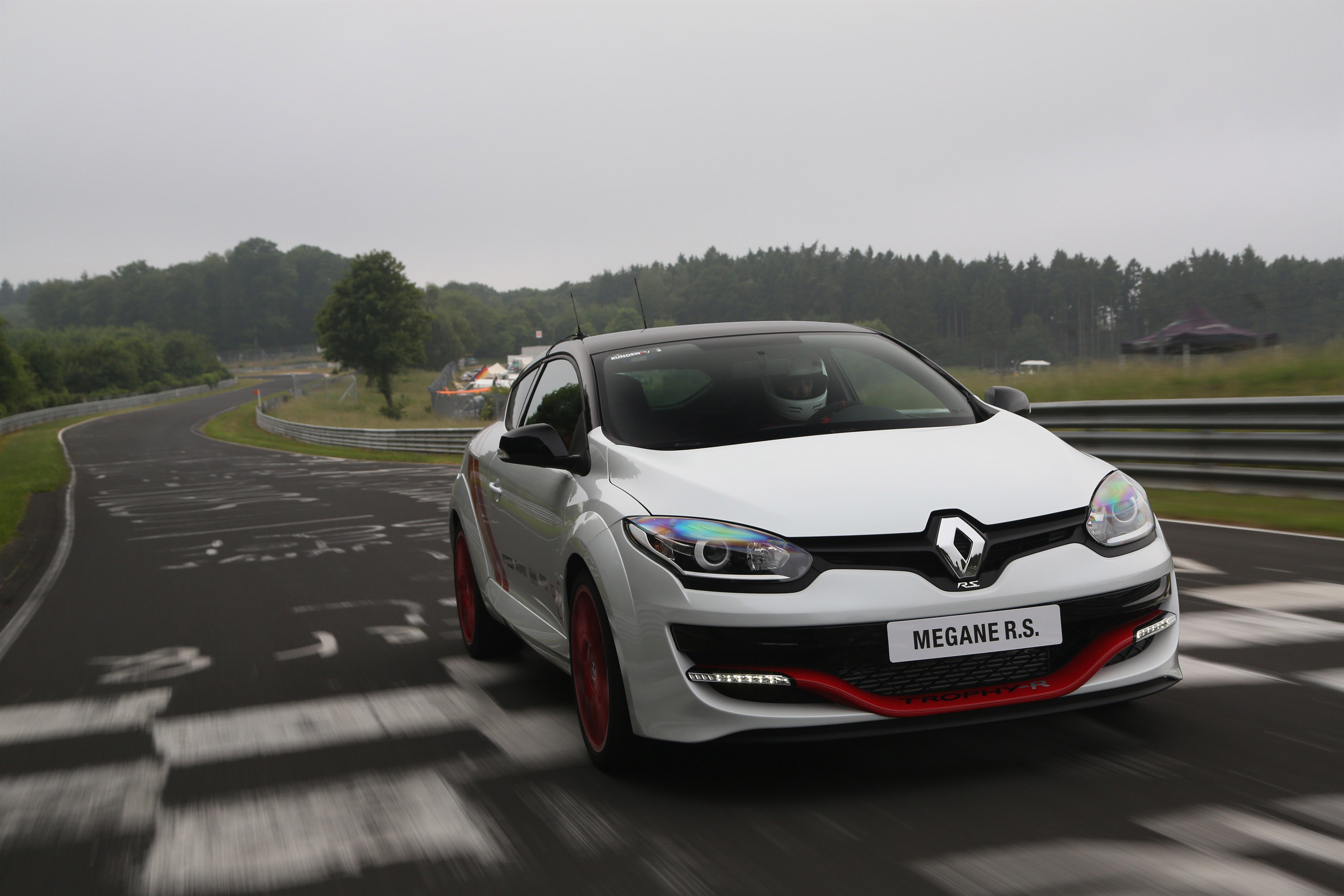 Renault Megane R.S. 275 Trophy-R photo #2