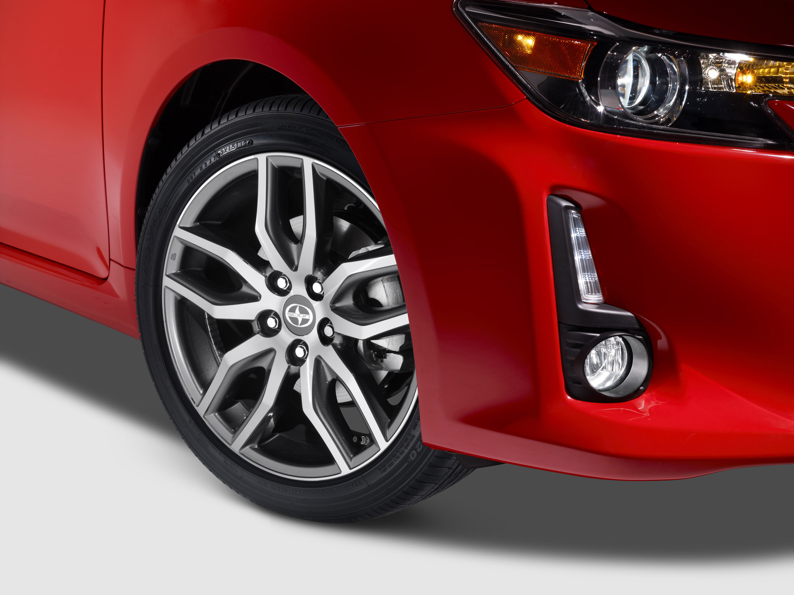 Scion tC photo #17