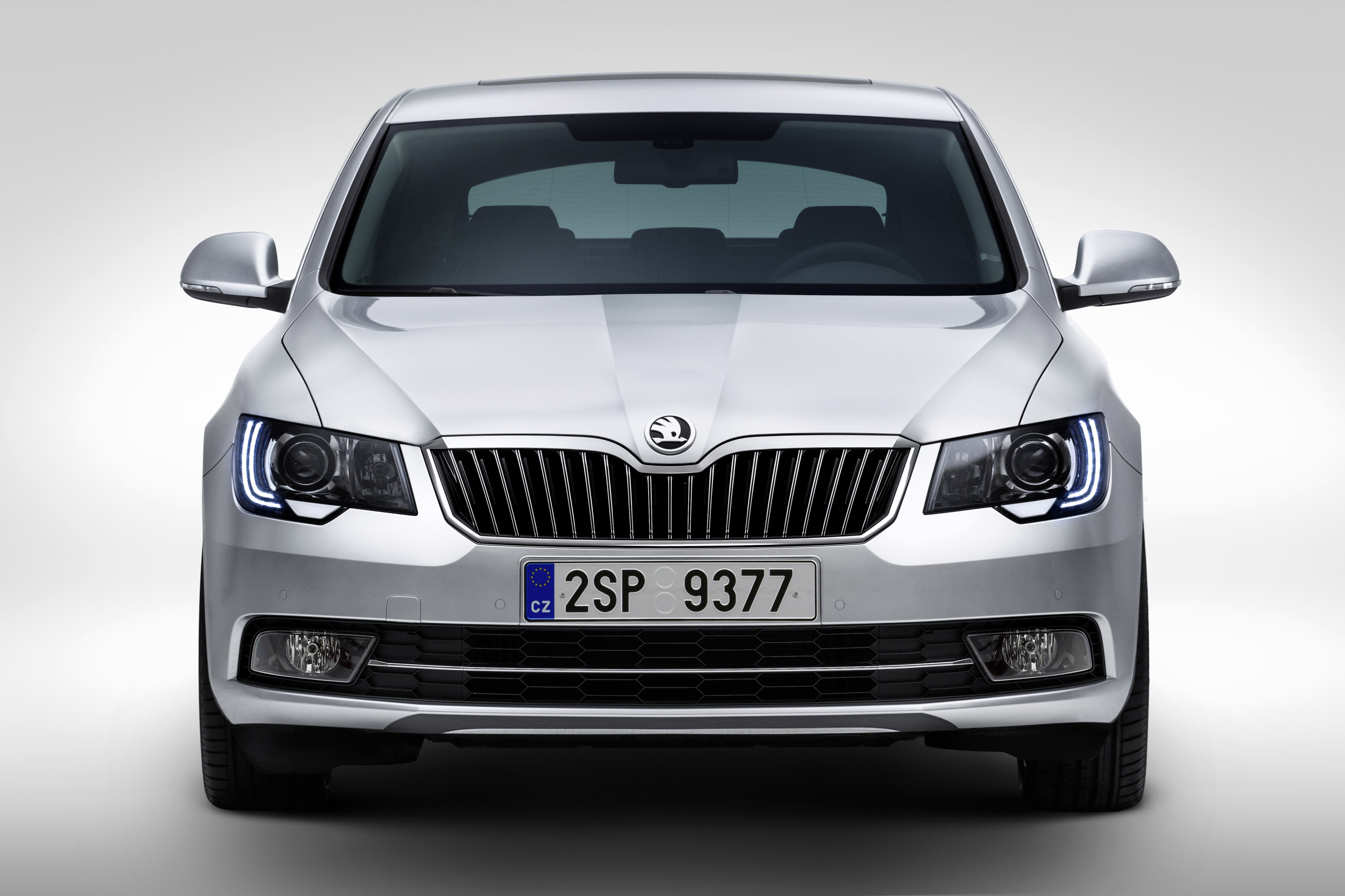 Skoda Superb photo #3