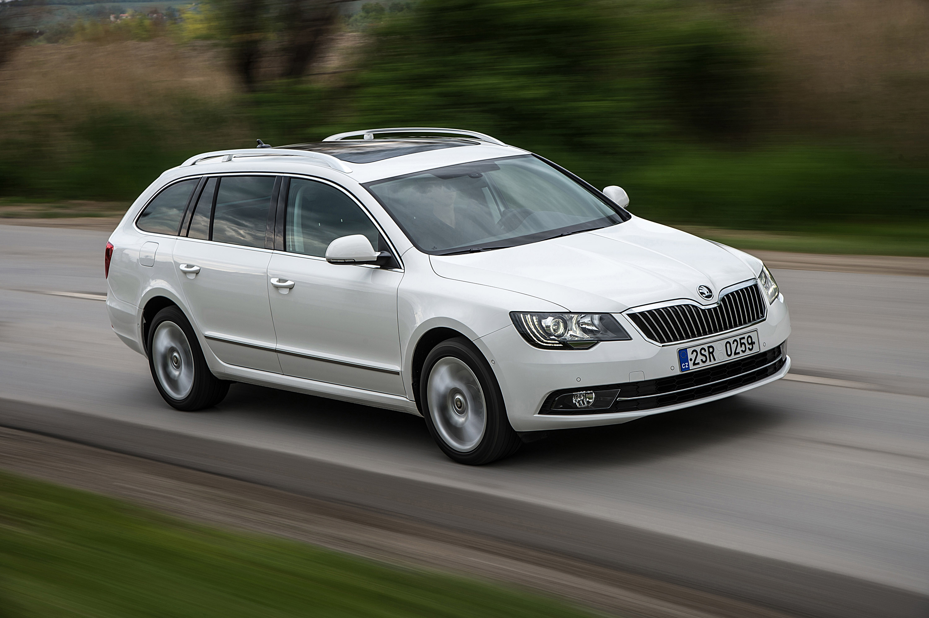 Skoda Superb photo #19