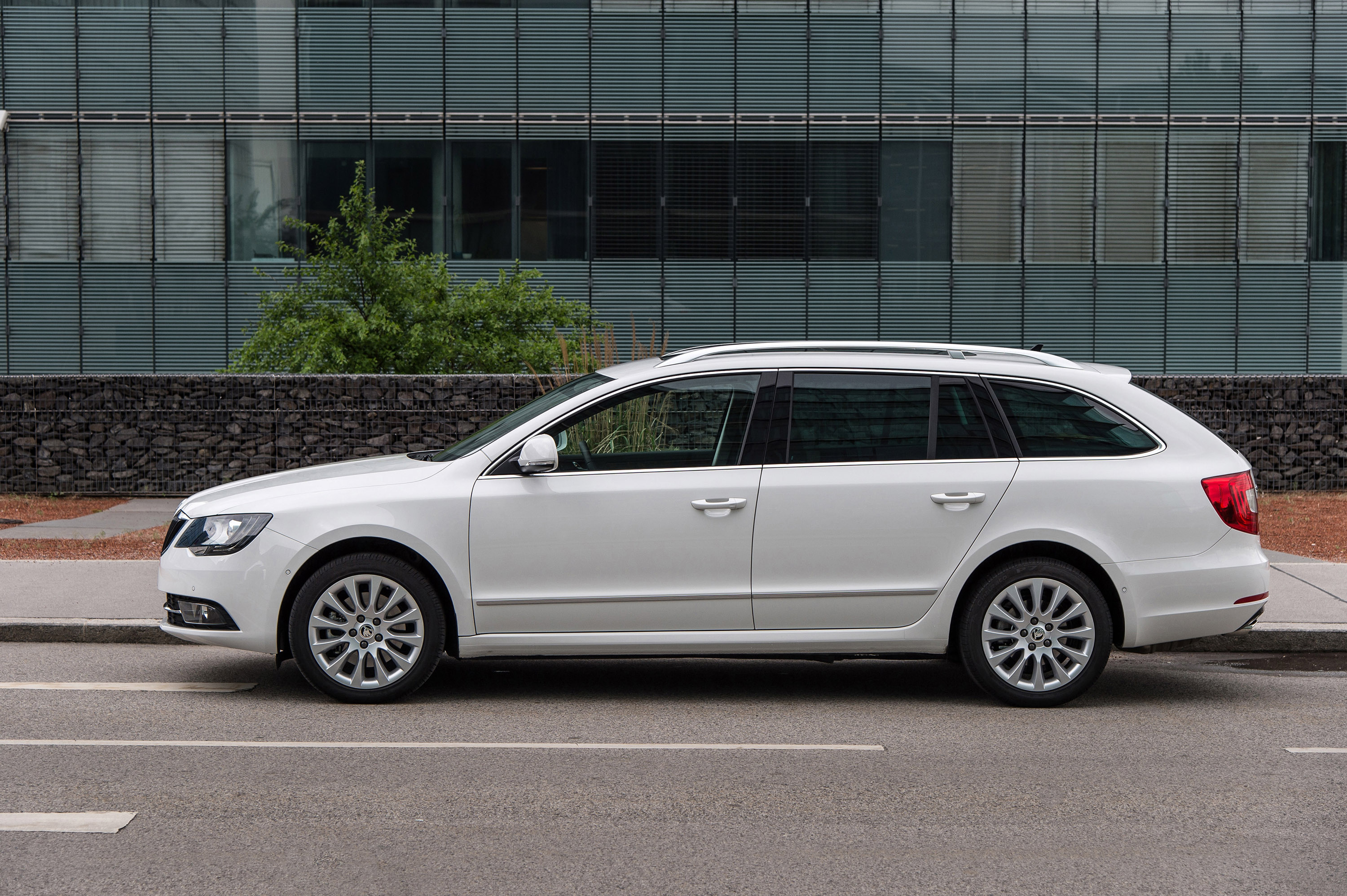 Skoda Superb photo #41