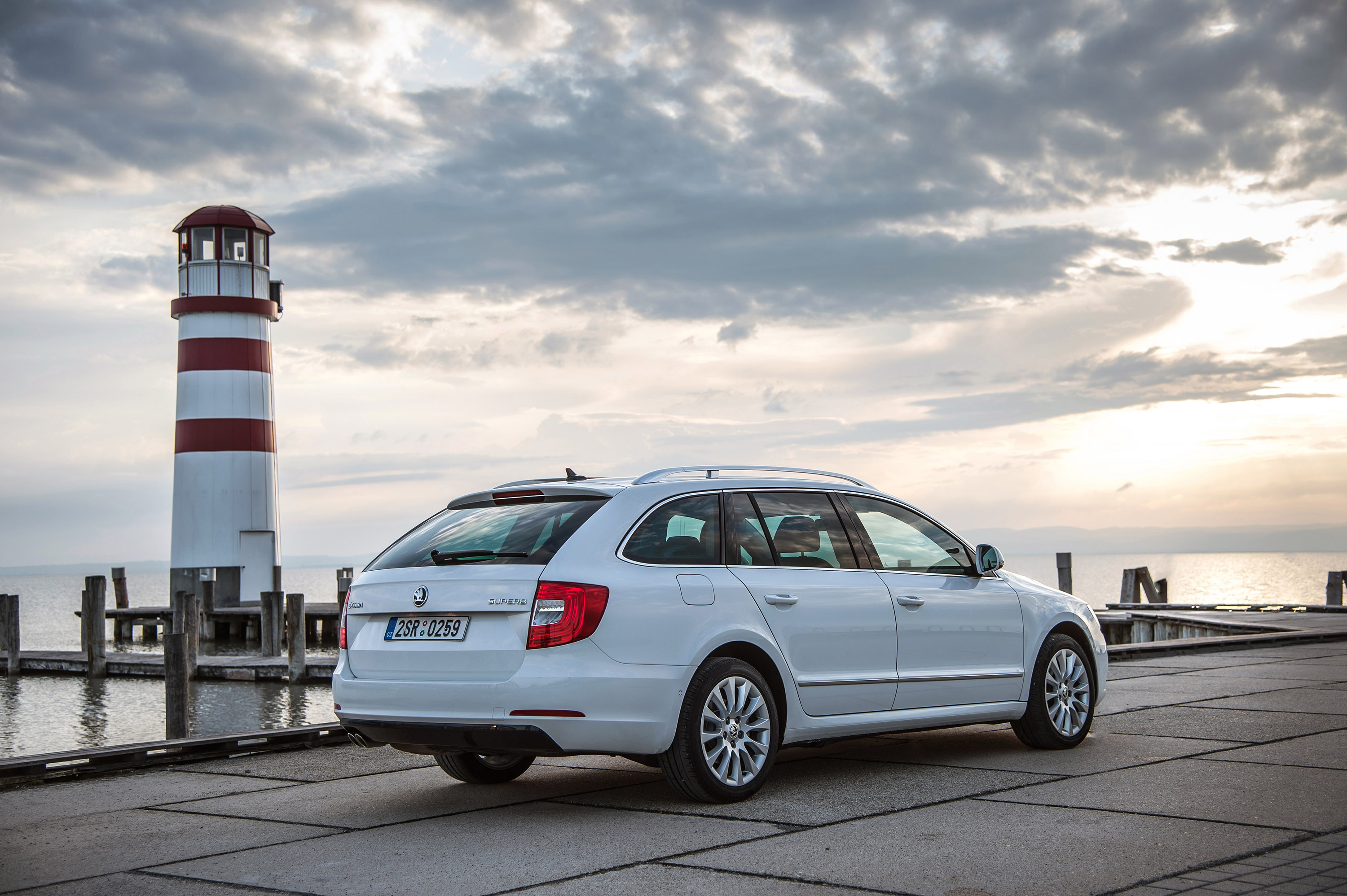 Skoda Superb photo #47