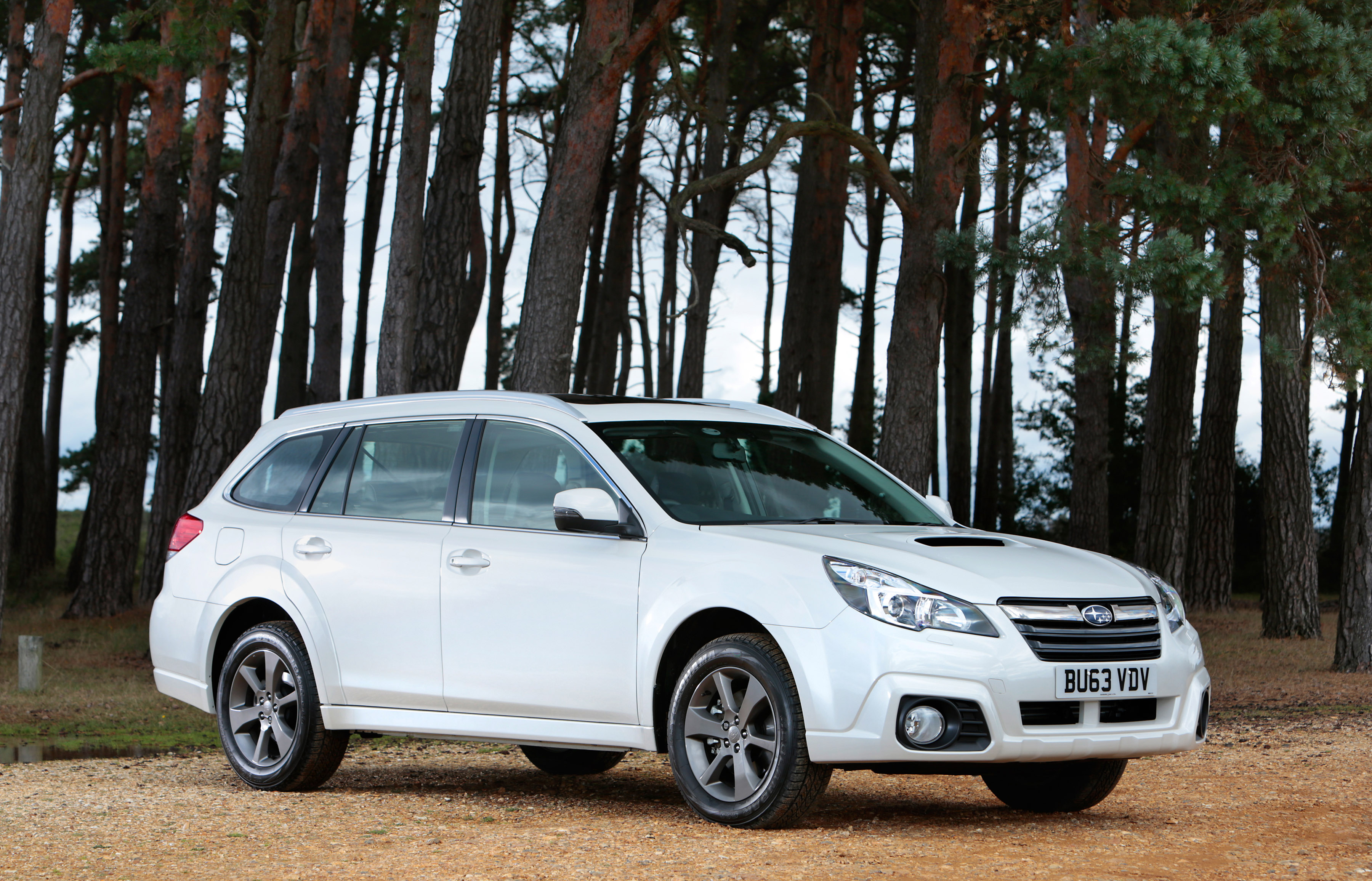 2014 Subaru Outback 2.0D SX Lineartronic HD Pictures