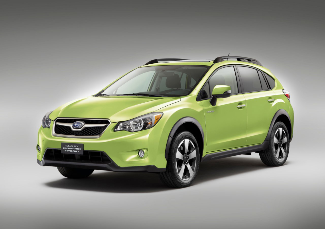 Subaru XV Crosstrek Hybrid photo #2