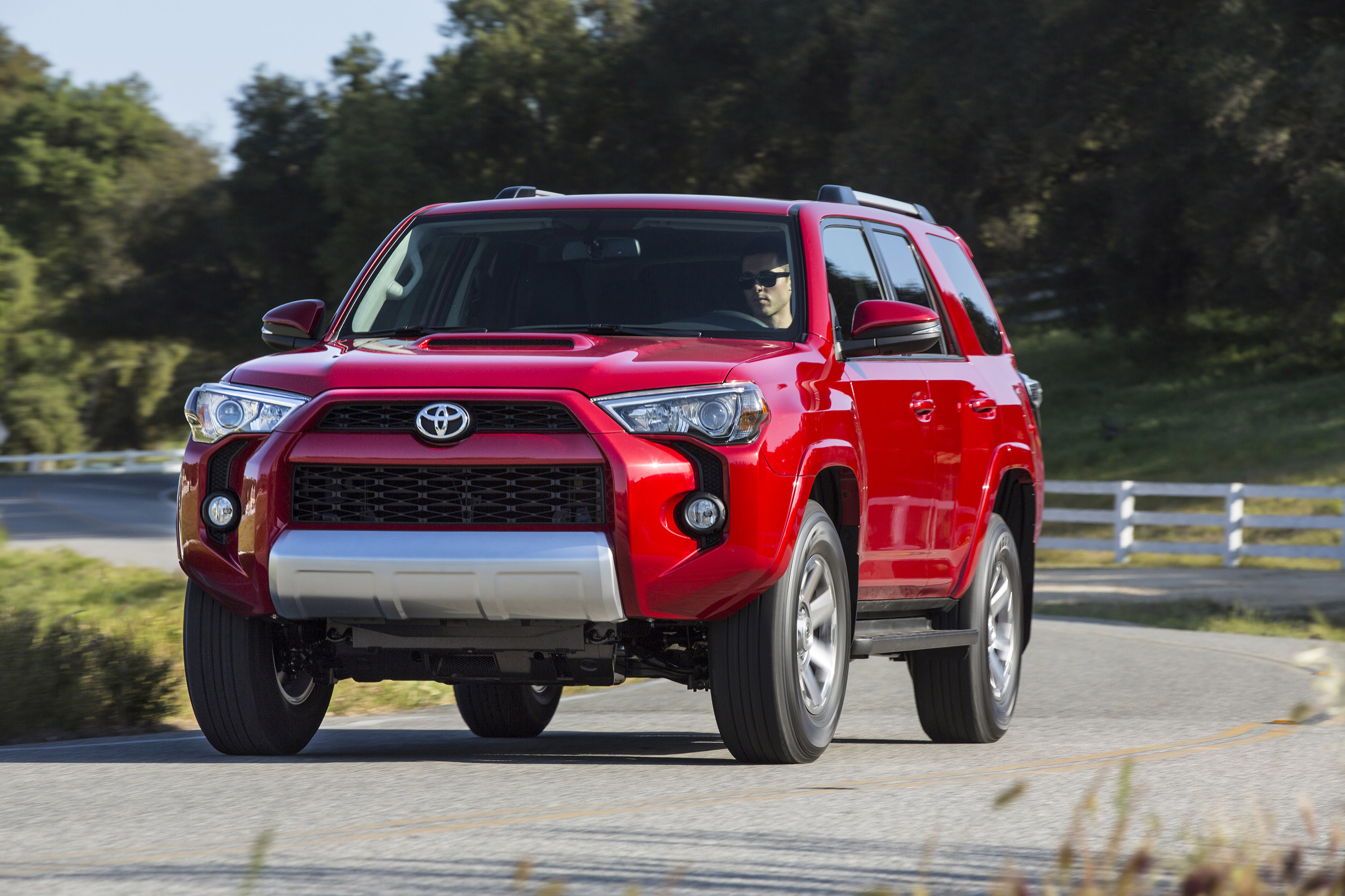 Toyota 4Runner photo #2