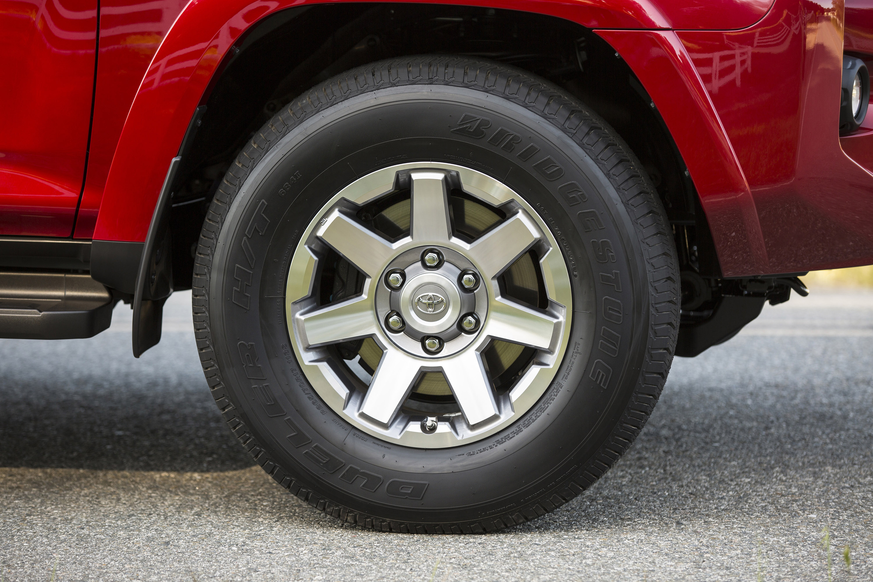 Toyota 4Runner photo #32