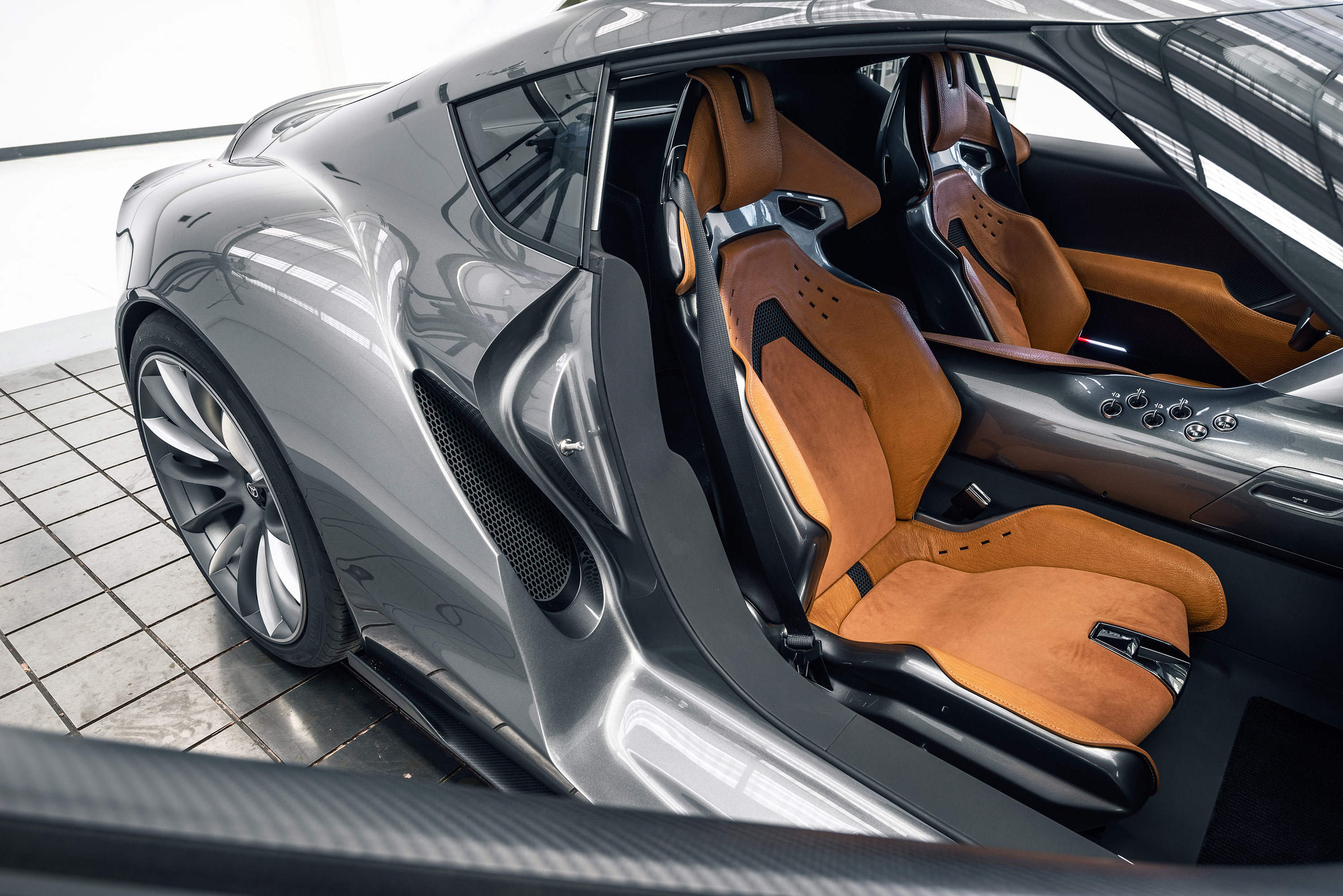 Toyota FT-1 Graphite Concept photo #18