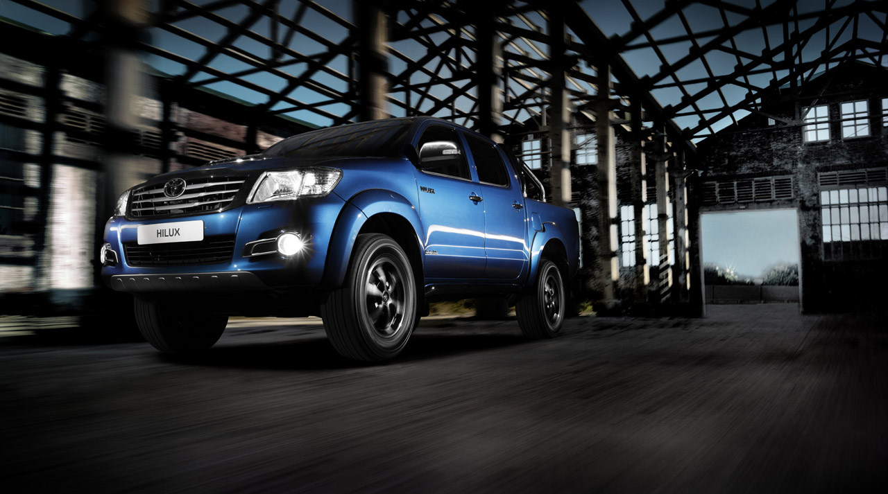 Toyota Hilux Invincible photo #3