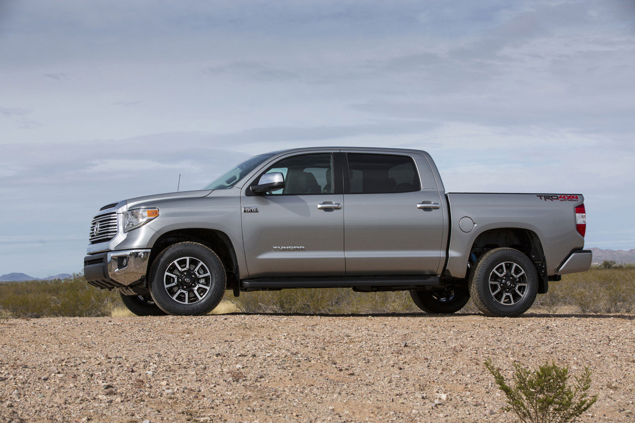 Toyota Tundra photo #15