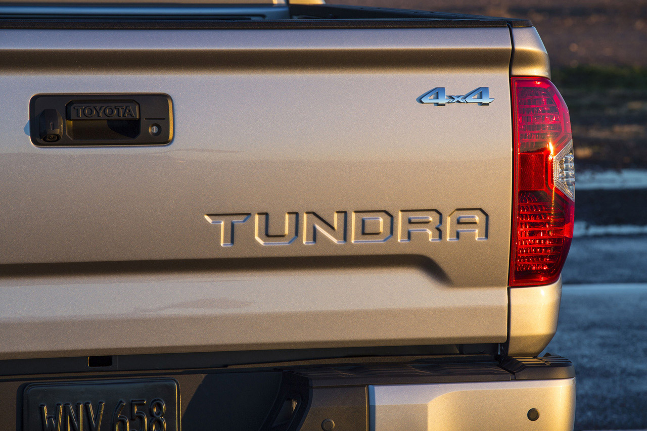 Toyota Tundra photo #27