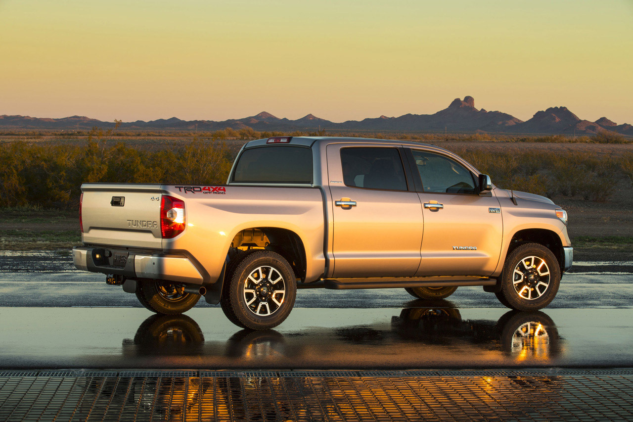 Toyota Tundra photo #33