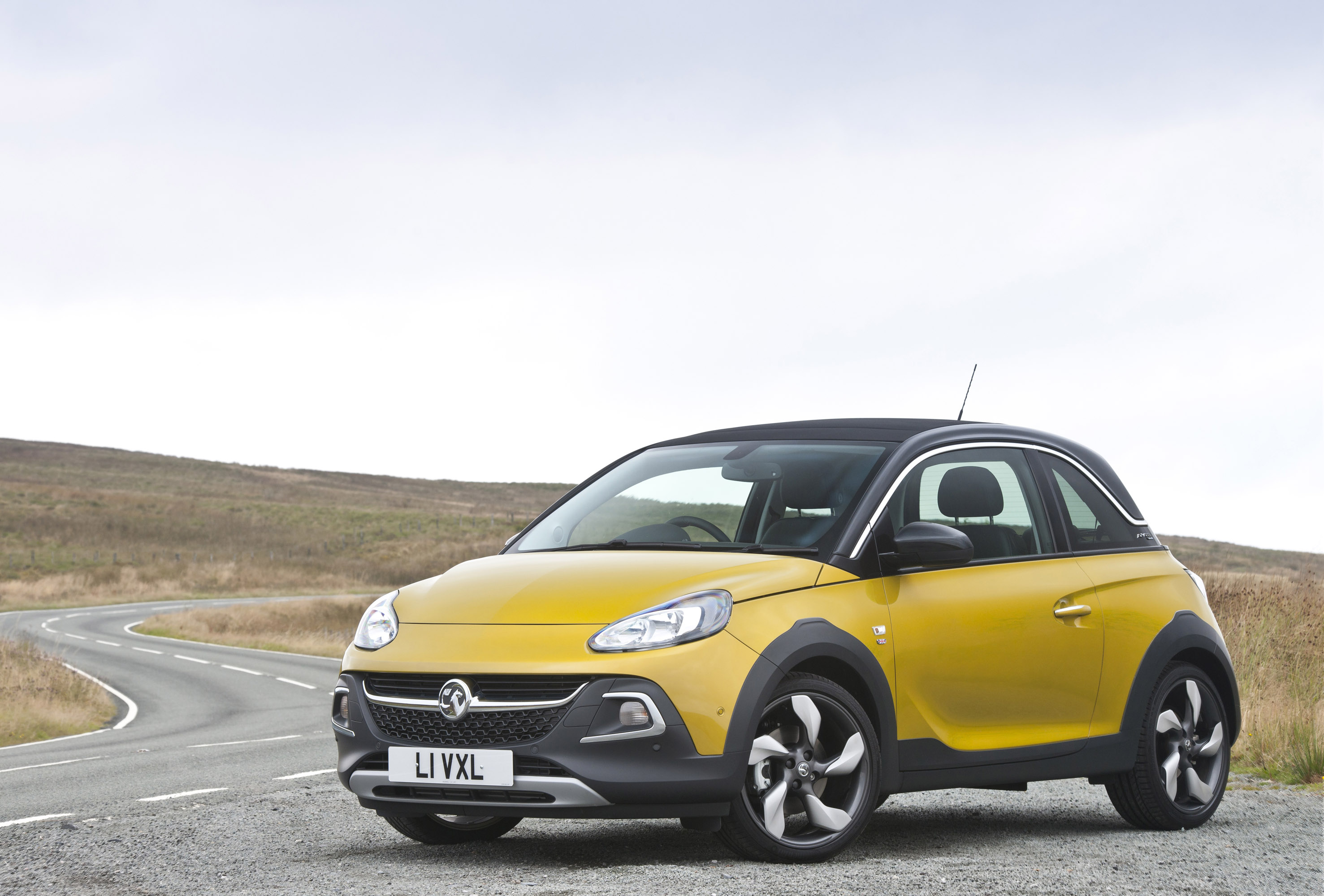 Vauxhall Adam Rocks Air photo #3