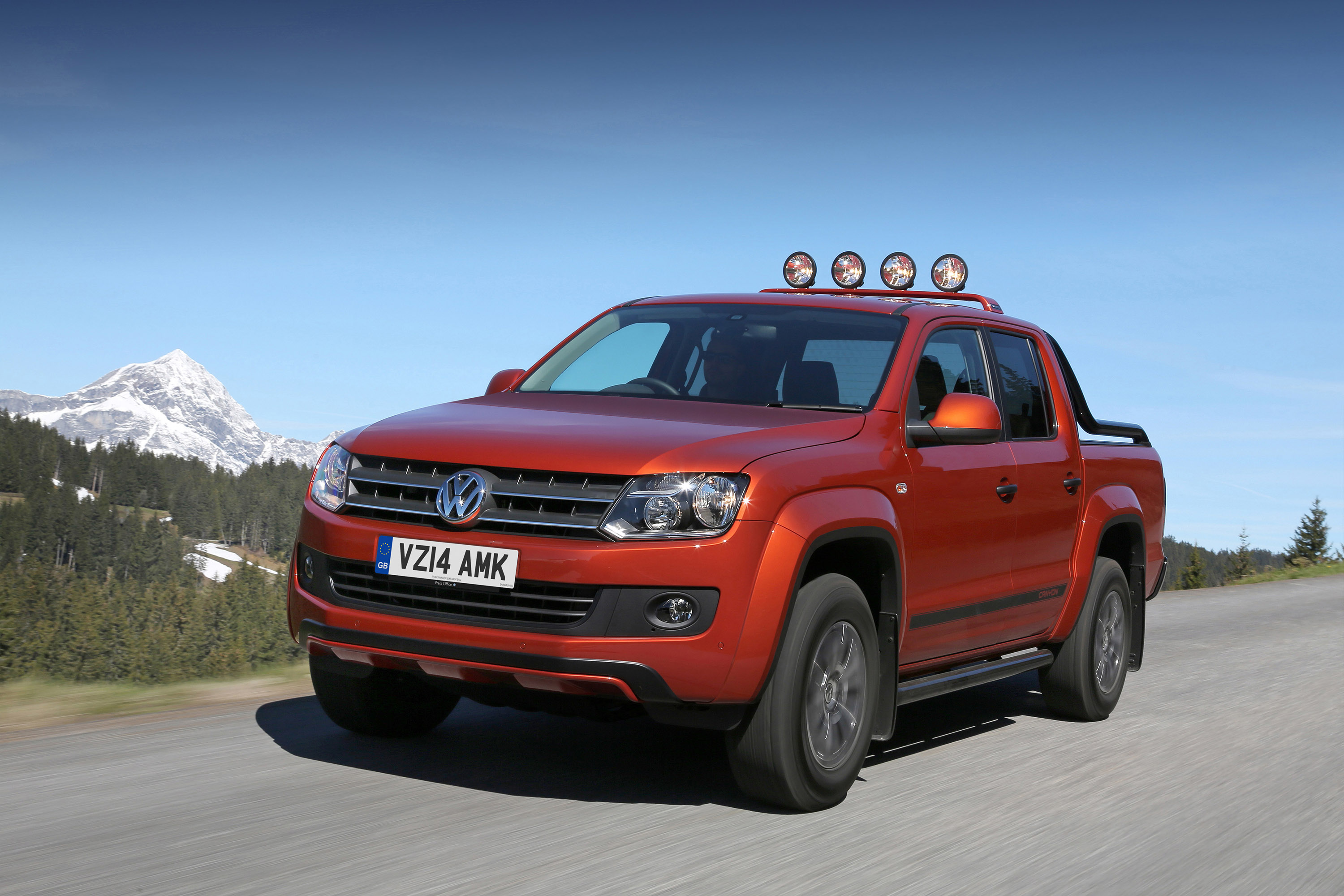 Volkswagen Amarok Canyon Special Edition photo #1