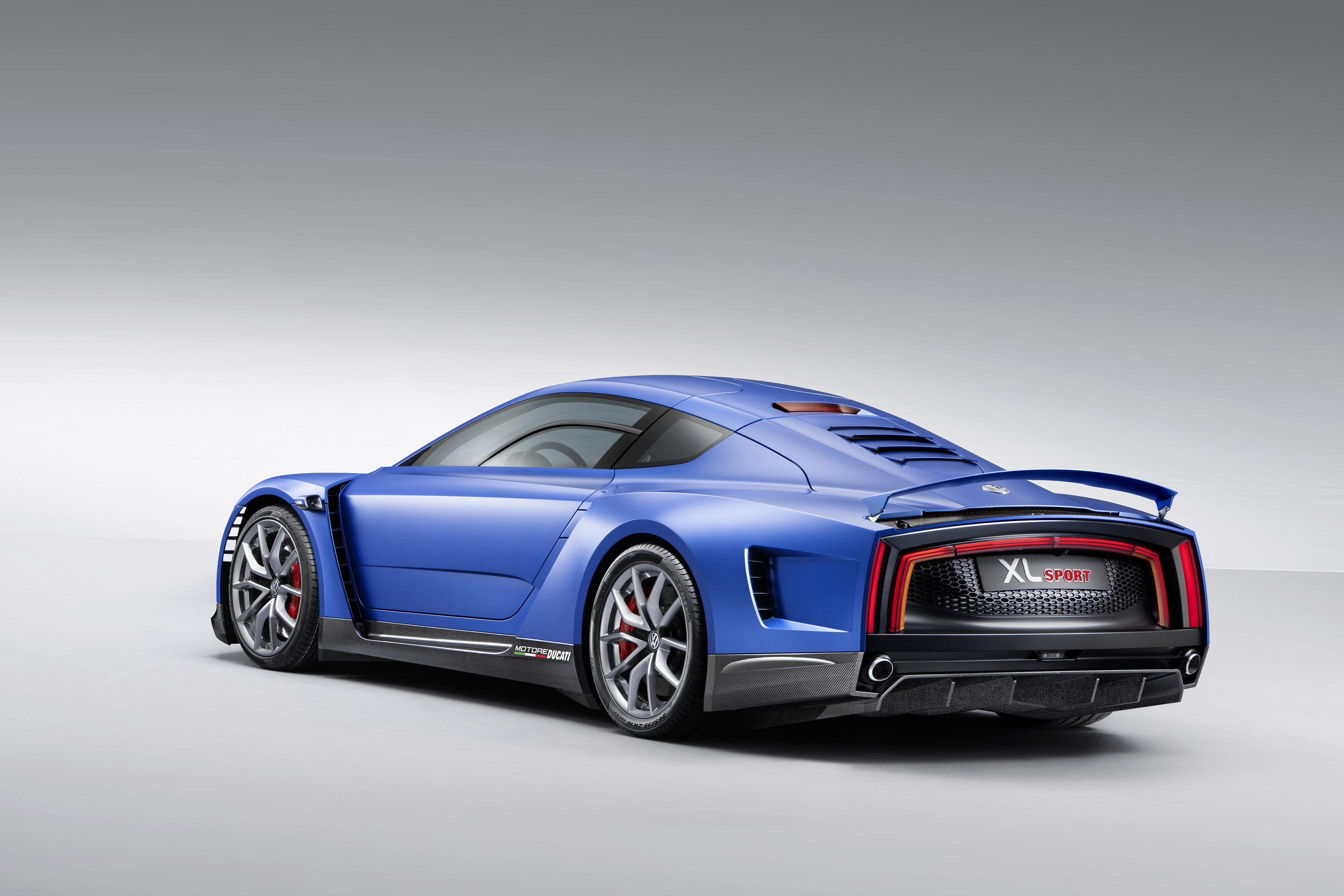 Volkswagen XL Sport Concept photo #7