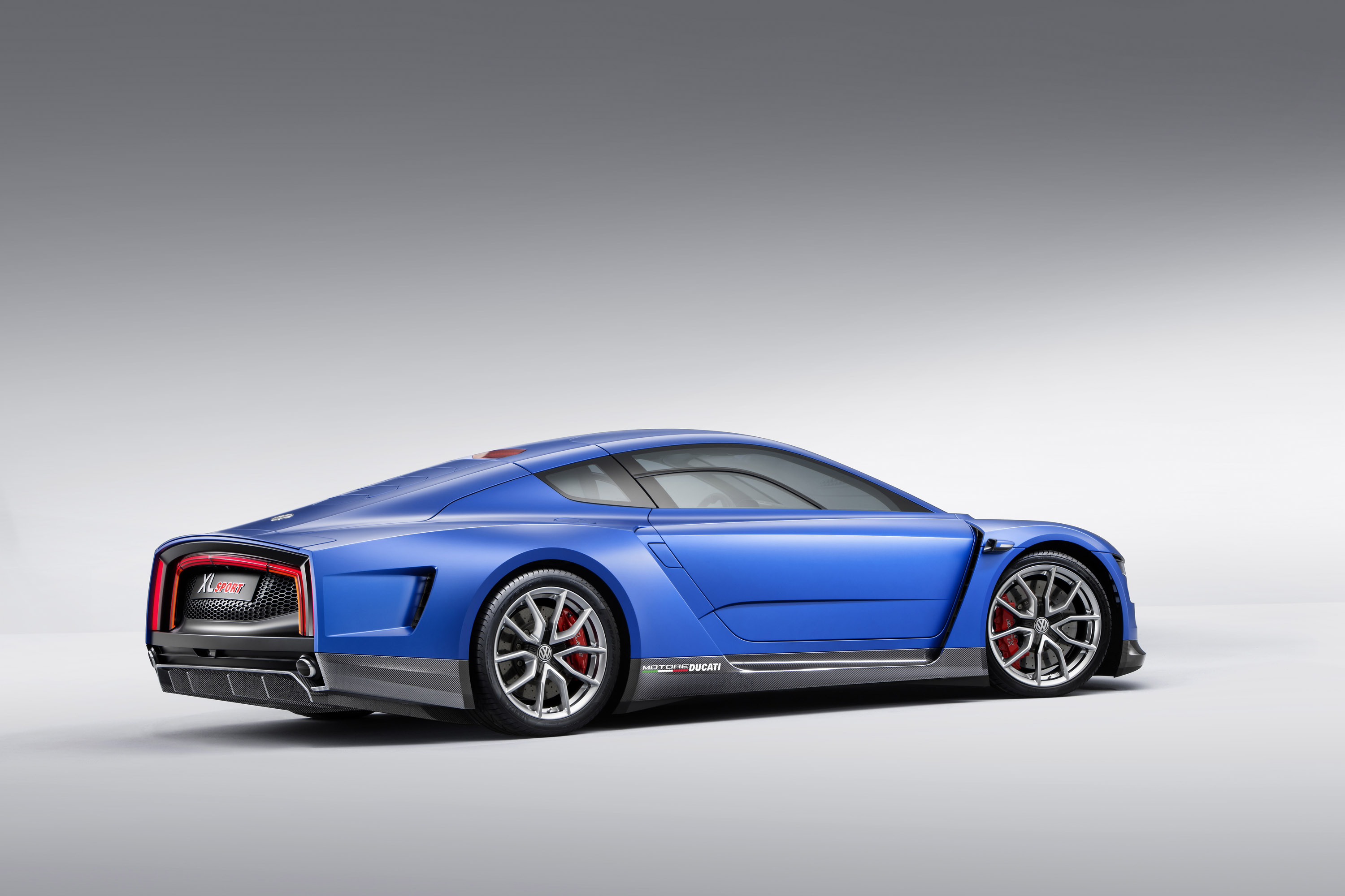 Volkswagen XL Sport Concept photo #10