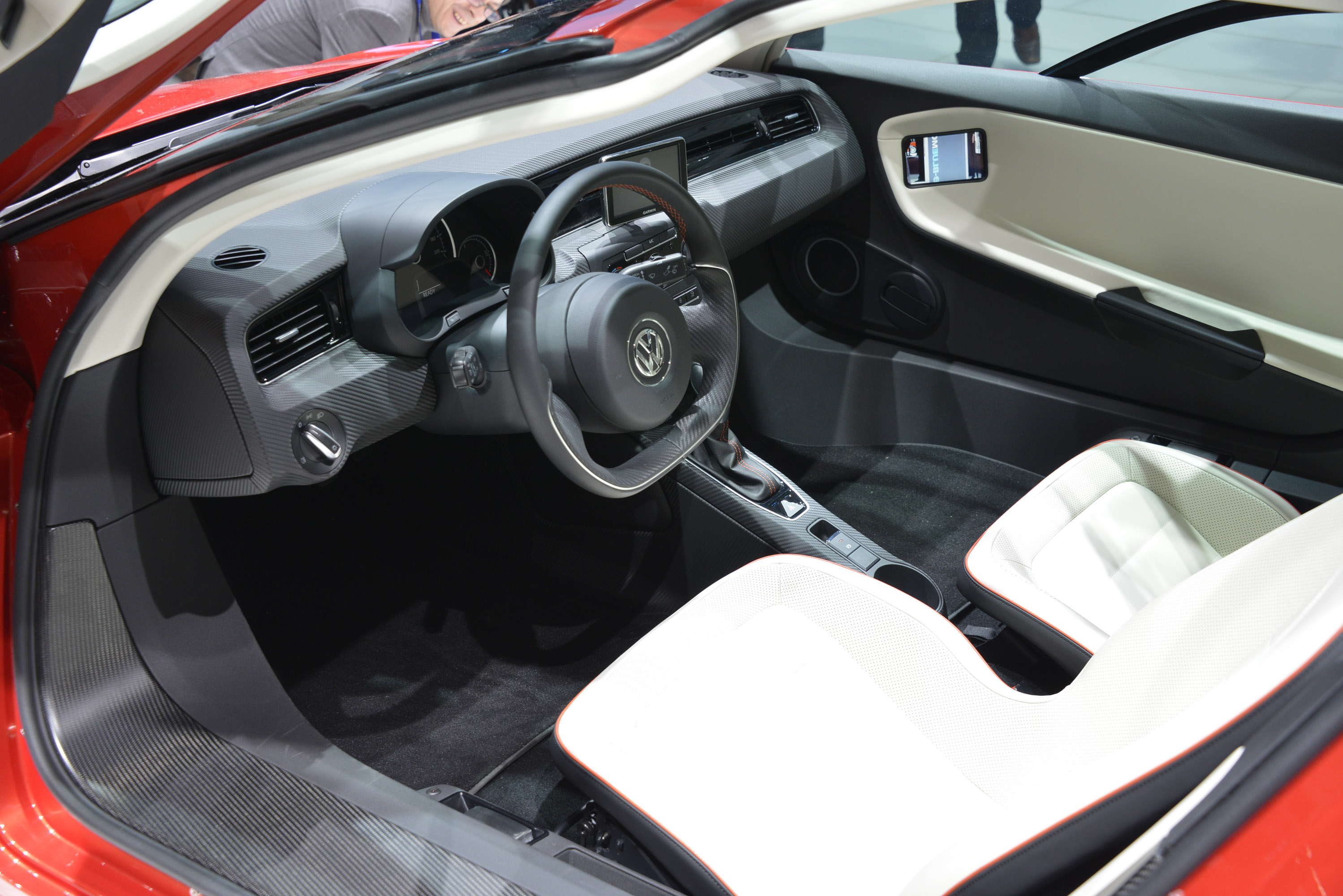 Volkswagen XL1 photo #17
