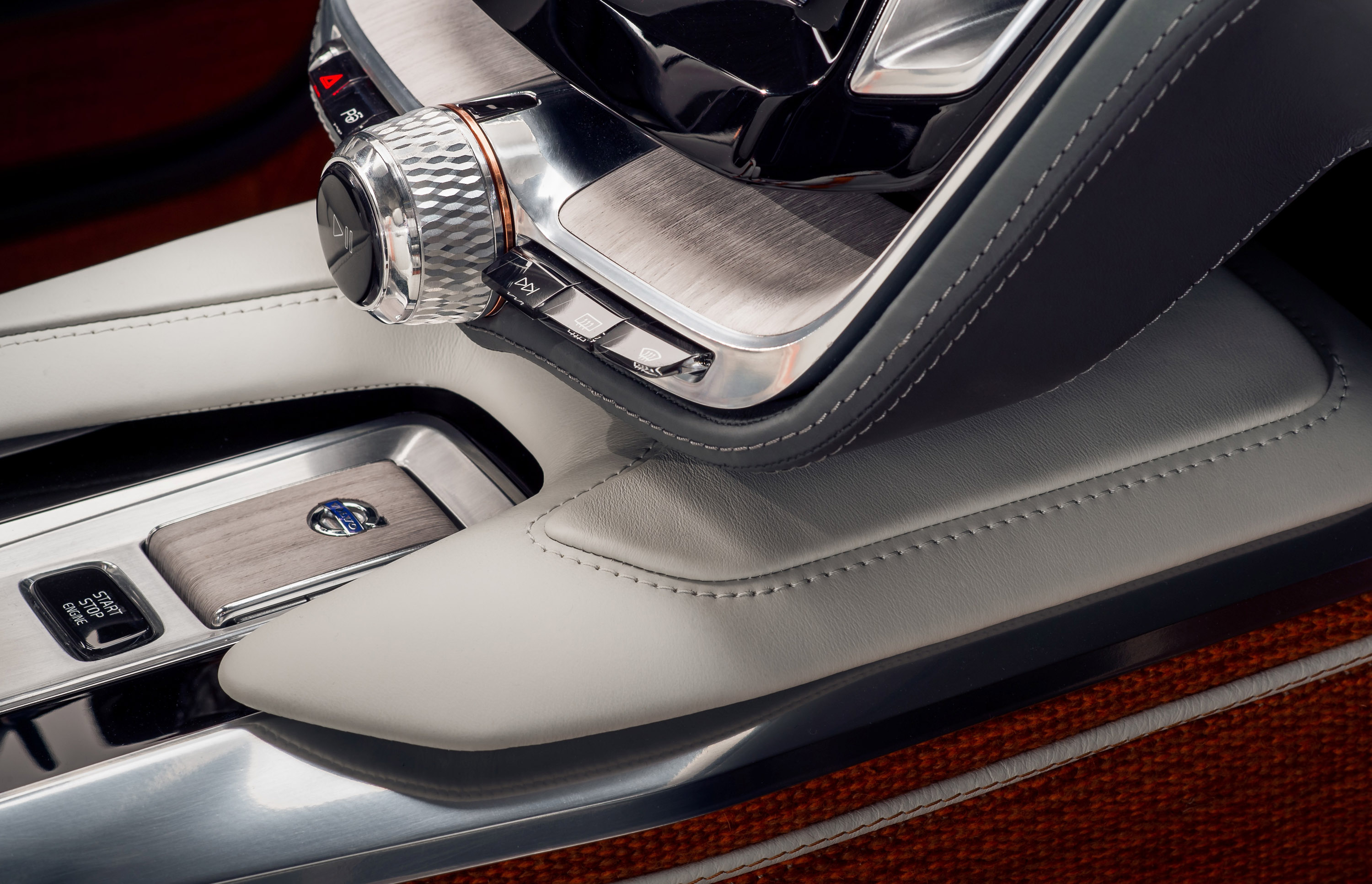 Volvo Estate Concept photo #36